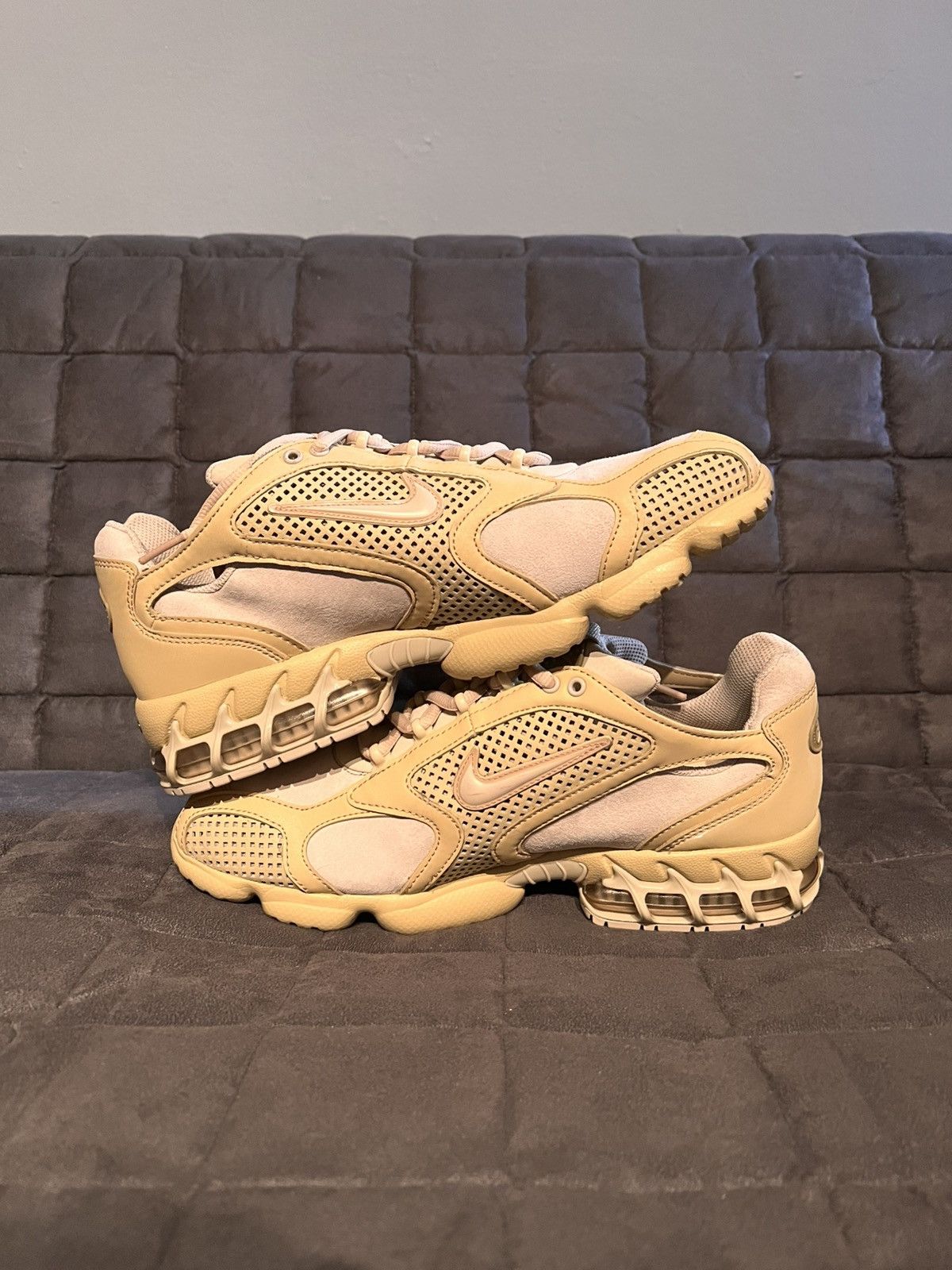 Nike AIR ZOOM SPIRIDON CAGE 2 SE 'SESAME OATMEAL' Size US 9 / EU 42 - 3 Thumbnail