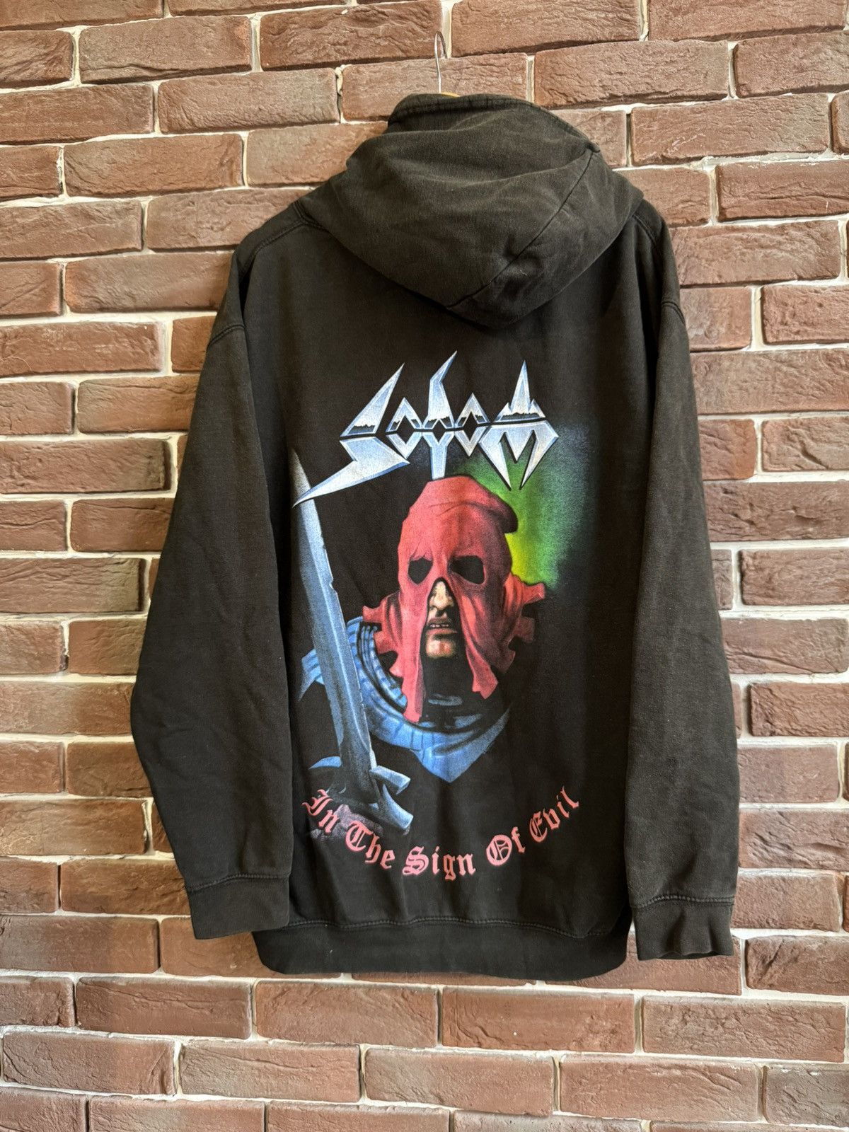 Band Tees Vintage 00s Sodom In The Sign Trash Metal Tour Band Tshirt Size US XL / EU 56 / 4 - 1 Thumbnail