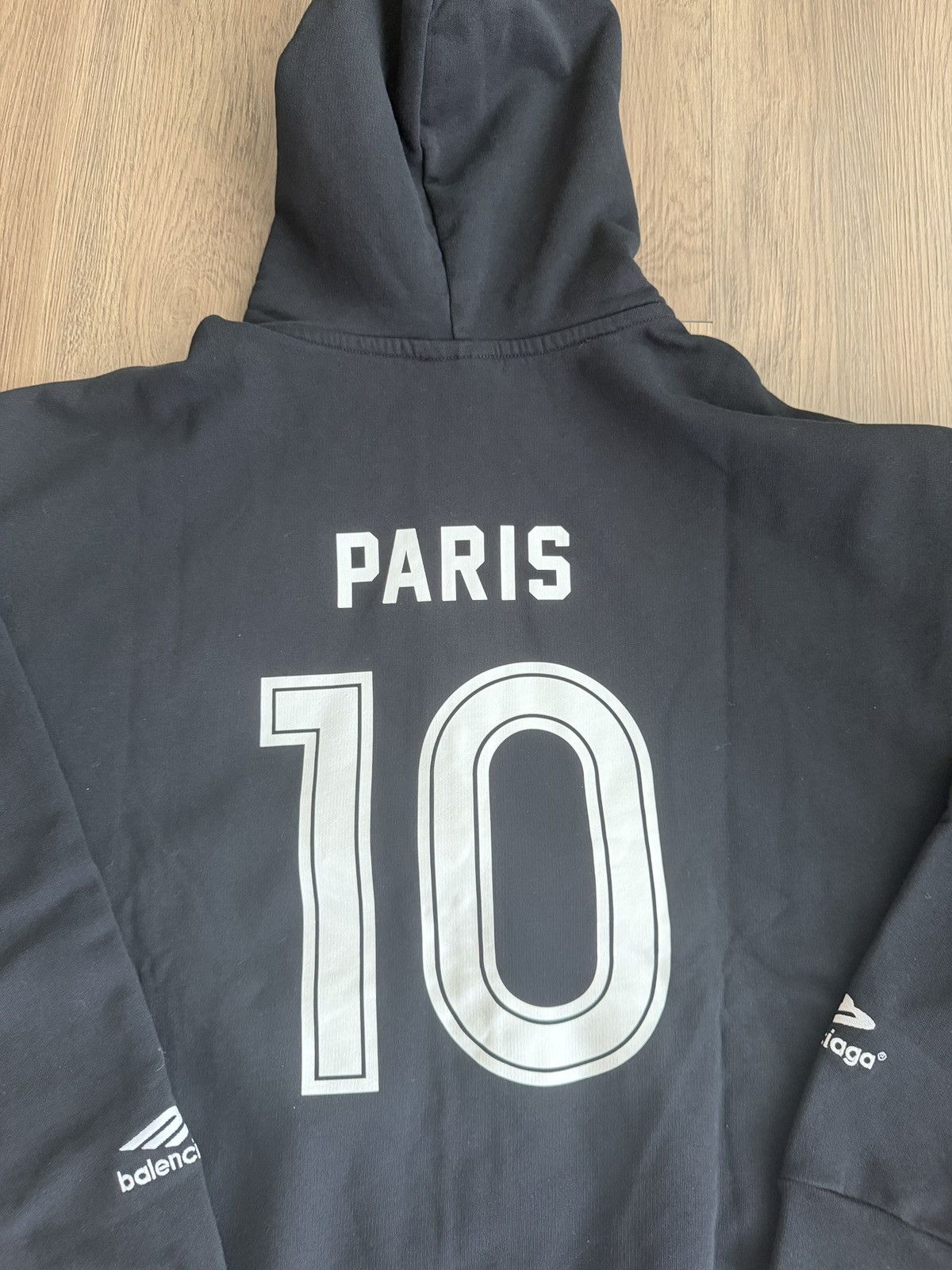 Balenciaga Balenciaga Soccer Hoodie Size US M / EU 48-50 / 2 - 13 Thumbnail
