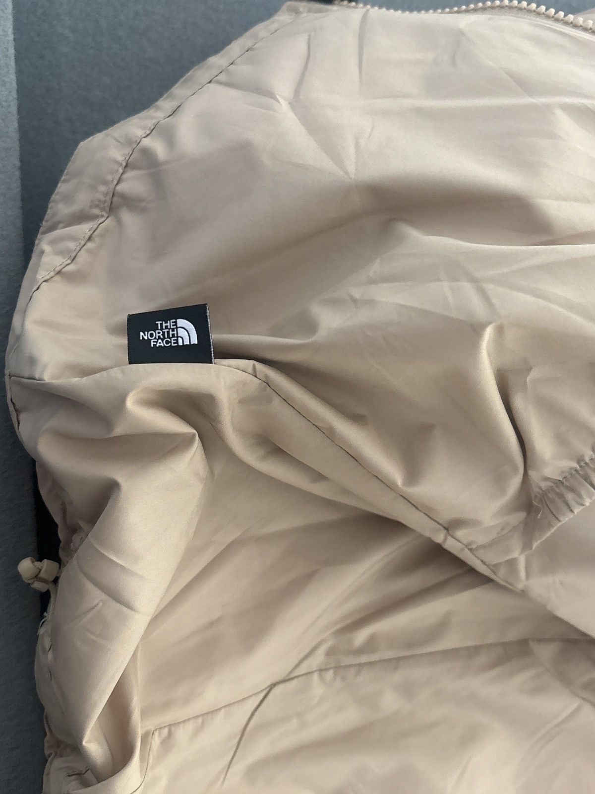 The North Face The North Face Puffer Jacket Light Brown/Beige Size US M / EU 48-50 / 2 - 4 Thumbnail