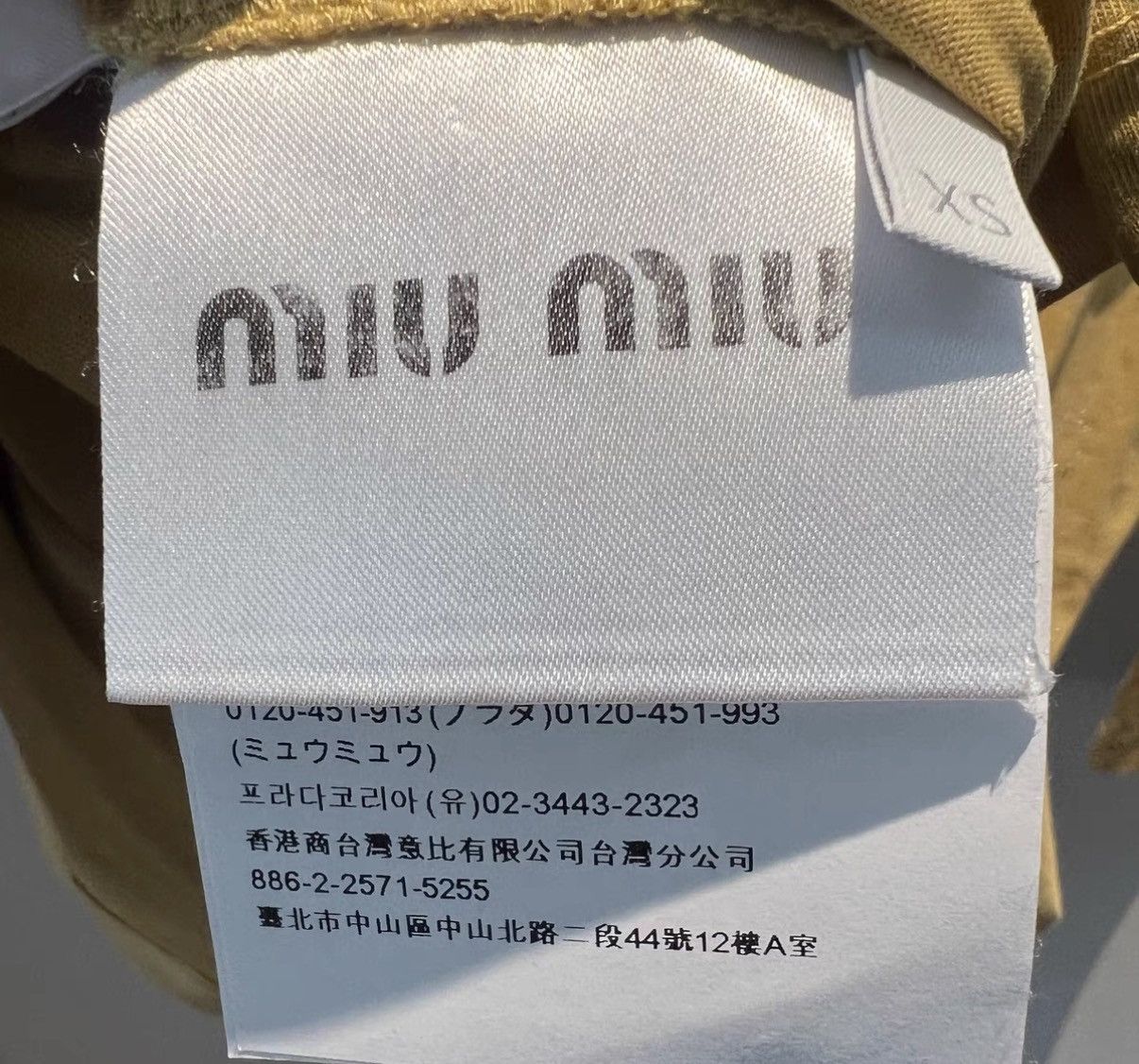 Miu Miu Miu Miu Yellow Patch Embroidered Logo Long Sleeve Top Size US XS / EU 42 / 0 - 5 Thumbnail