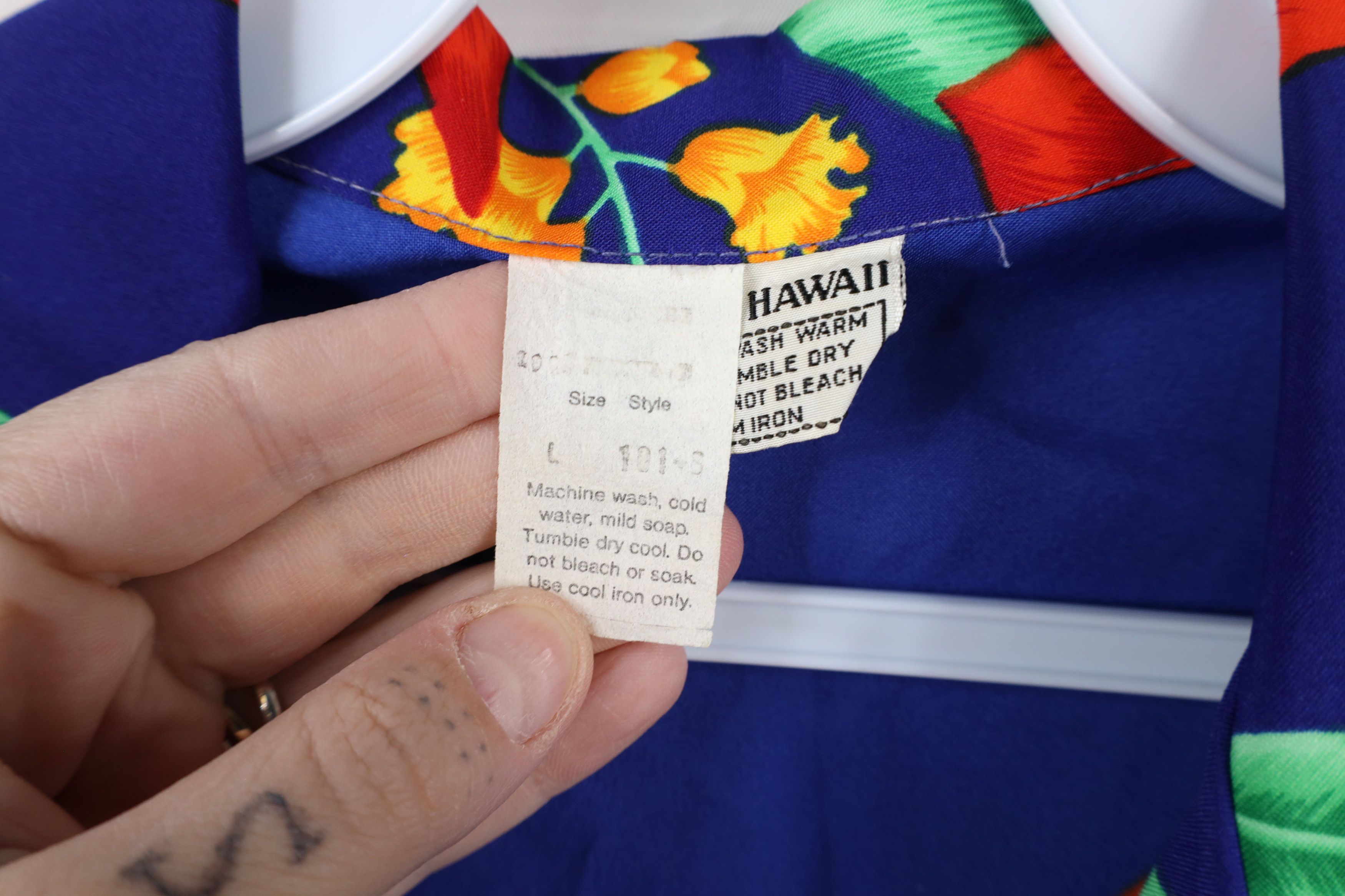 Vintage Vintage 70s Streetwear Flower Hawaiian Button Shirt USA Size US L / EU 52-54 / 3 - 6 Thumbnail