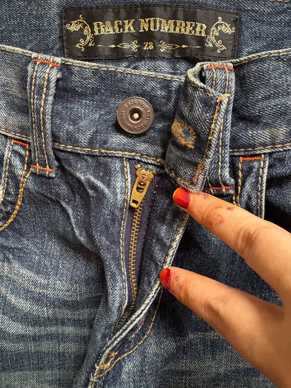 Japanese Brand Vintage Japanese Brand Mud Wash Buckle Back Rip Loose Jeans Size US 30 / EU 46 - 3 Thumbnail