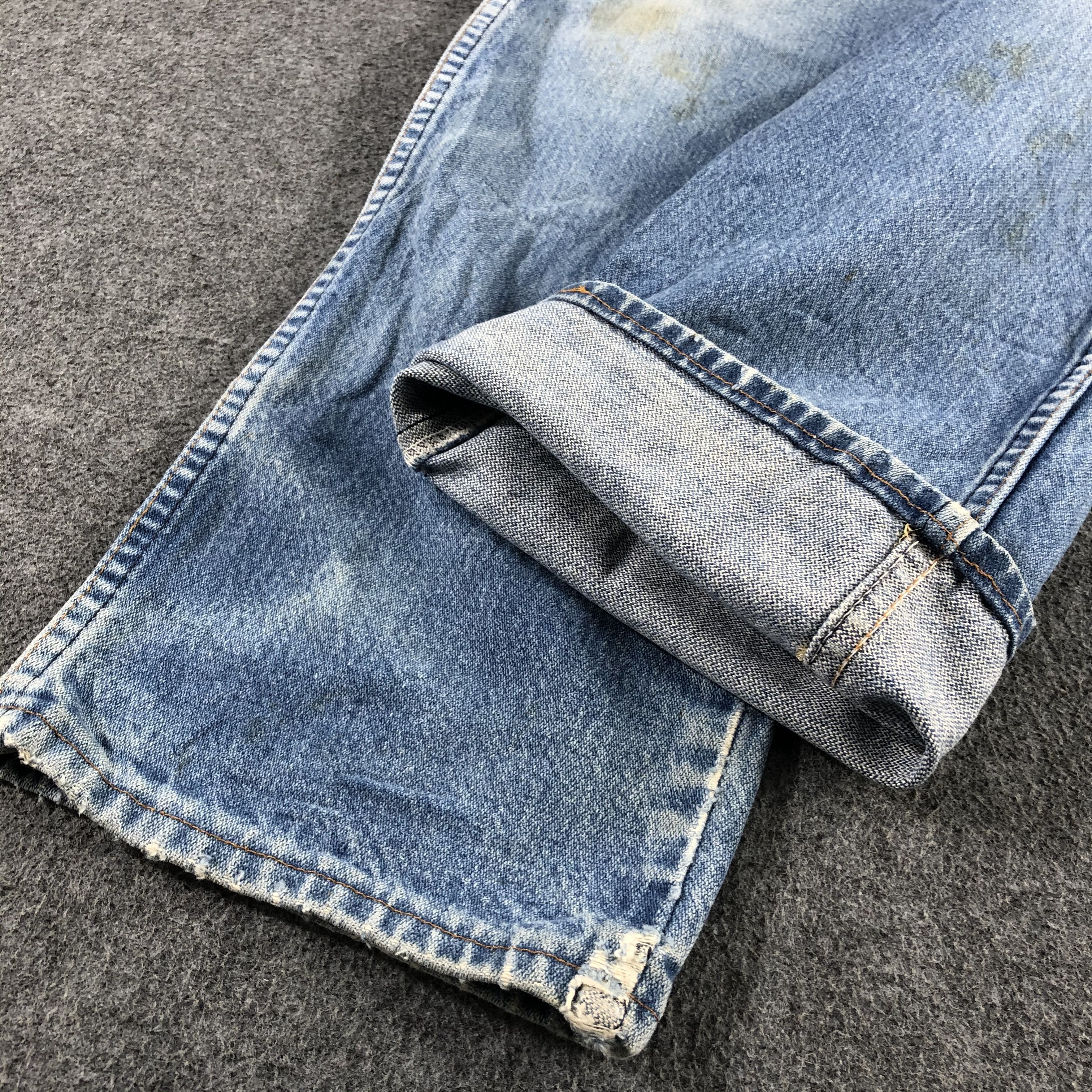 Vintage Vintage Blue Wash Wrangler Jeans-J2415 Size US 31 - 7 Thumbnail