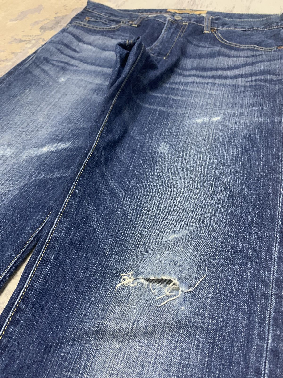 Japanese Brand Japanese Brand Distressed Blue Denim Straight Leg Jeans Size US 33 - 6 Thumbnail