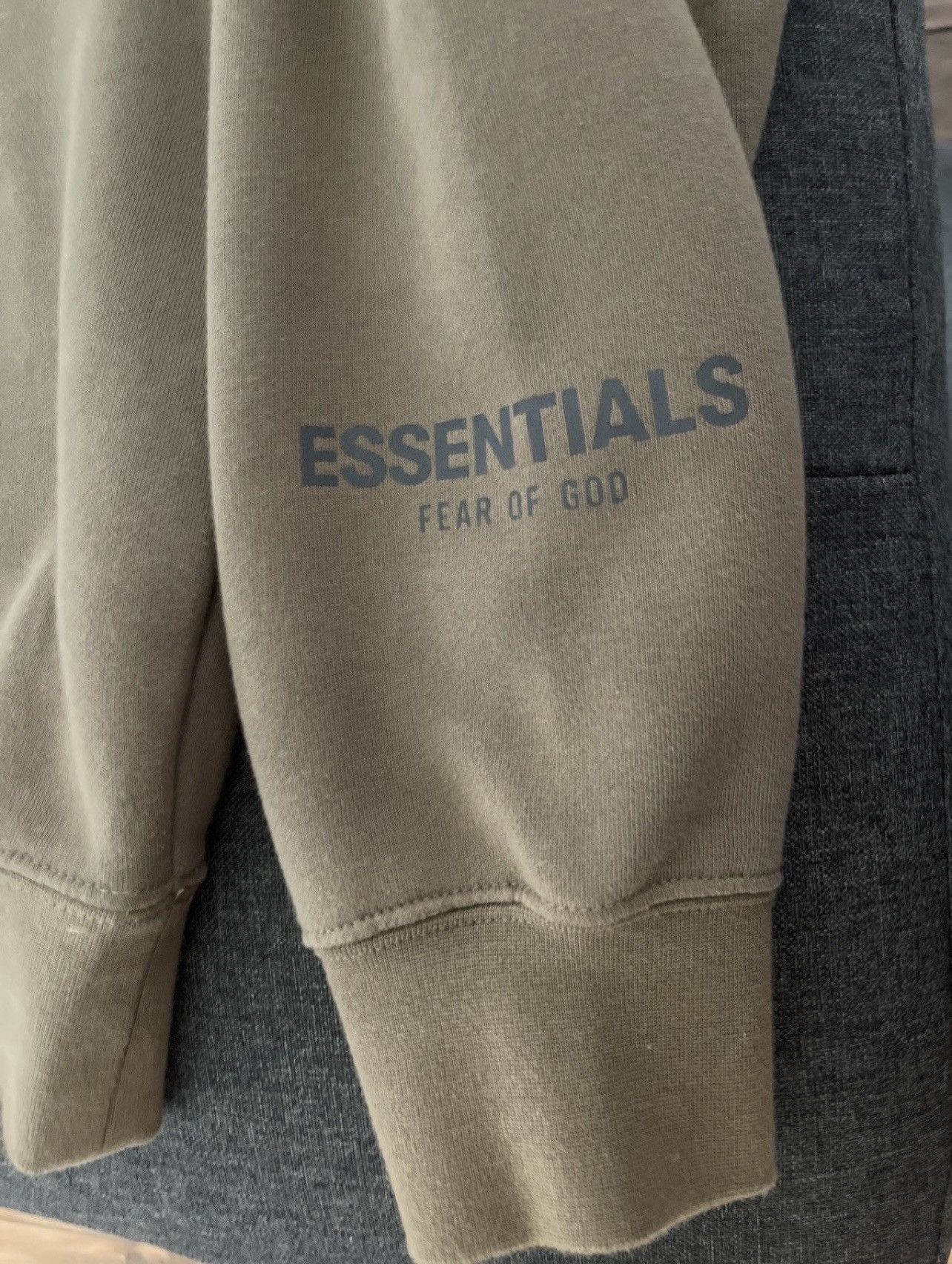 Fear of God Fear of God Essentials Pullover Hoodie Applique Logo Tuape Size US XS / EU 42 / 0 - 3 Thumbnail
