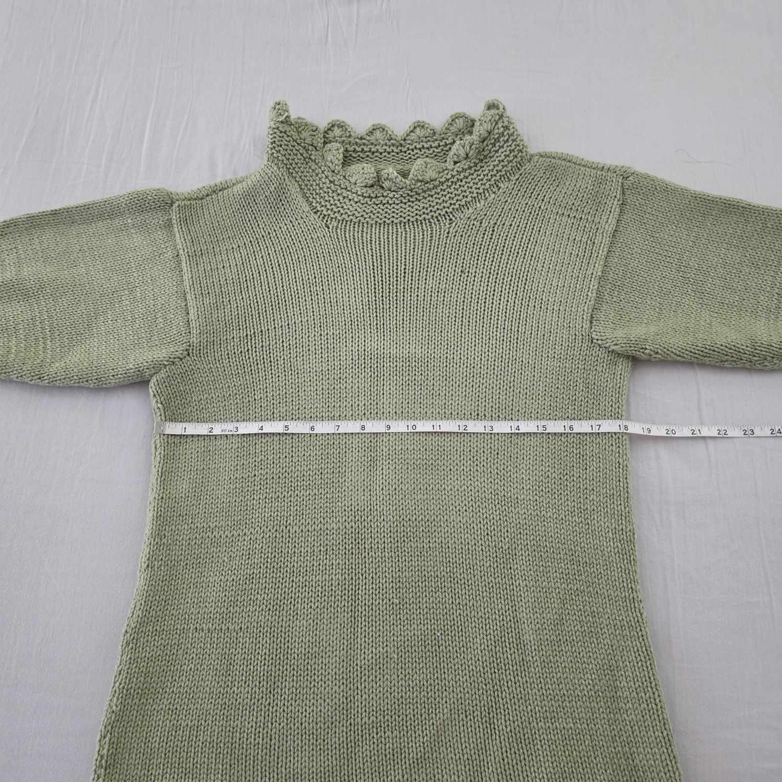 The Unbranded Brand Hand-Knitted Sage Green Sweater Scalloped Collar 3/4 Sleeve Size M / US 6-8 / IT 42-44 - 4 Thumbnail