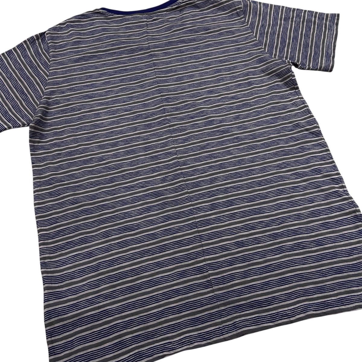 Undercover × Uniqlo Undercover Japan Uniqlo UT Stripe Basic Tshirt Size US M / EU 48-50 / 2 - 5 Thumbnail