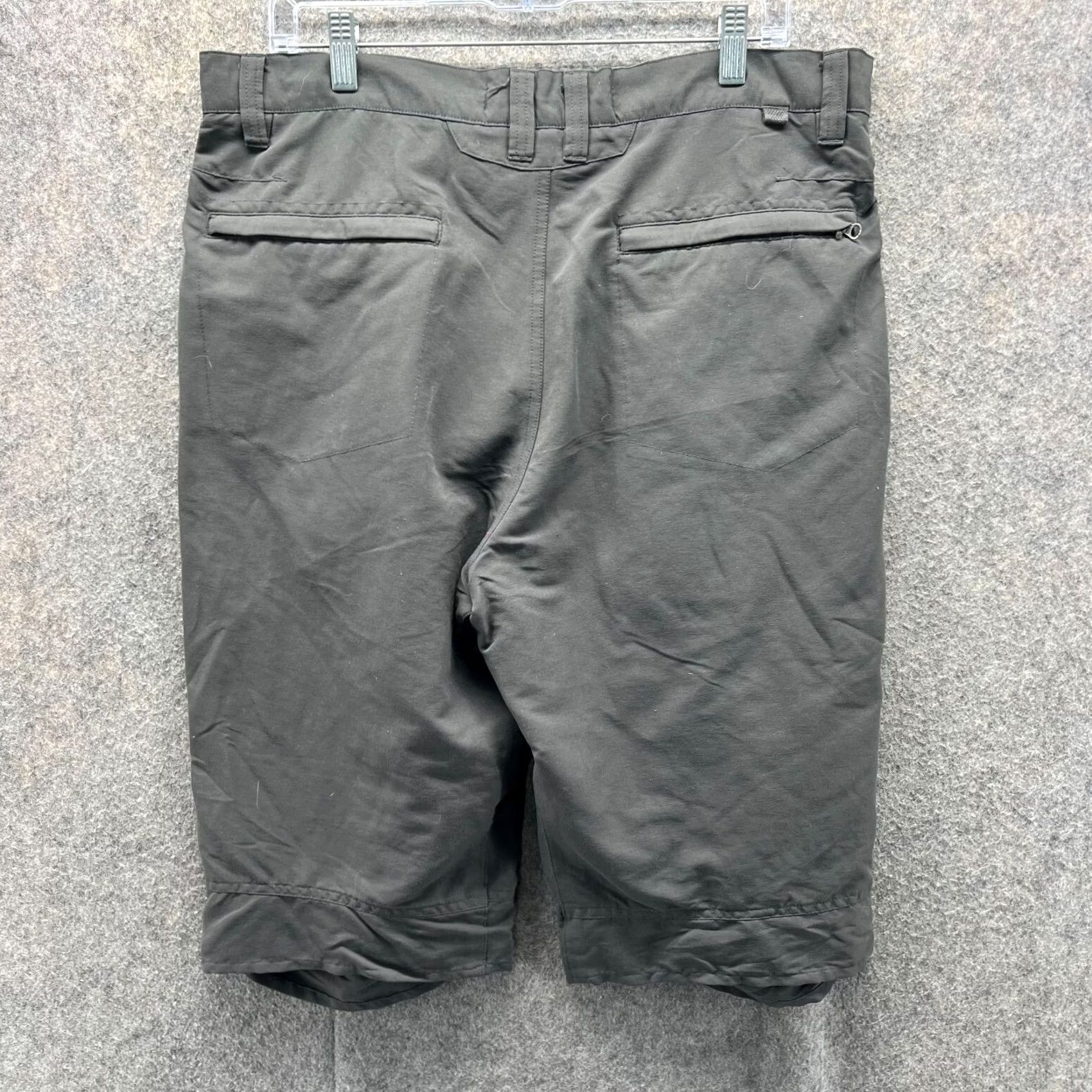 Vintage REI Shorts Men 36 Gray Nylon Cargo Flat Front Inseam 13 Outdoor Casual Travel Spring Summer Fall Mens Size US 36 / EU 52 - 7 Thumbnail