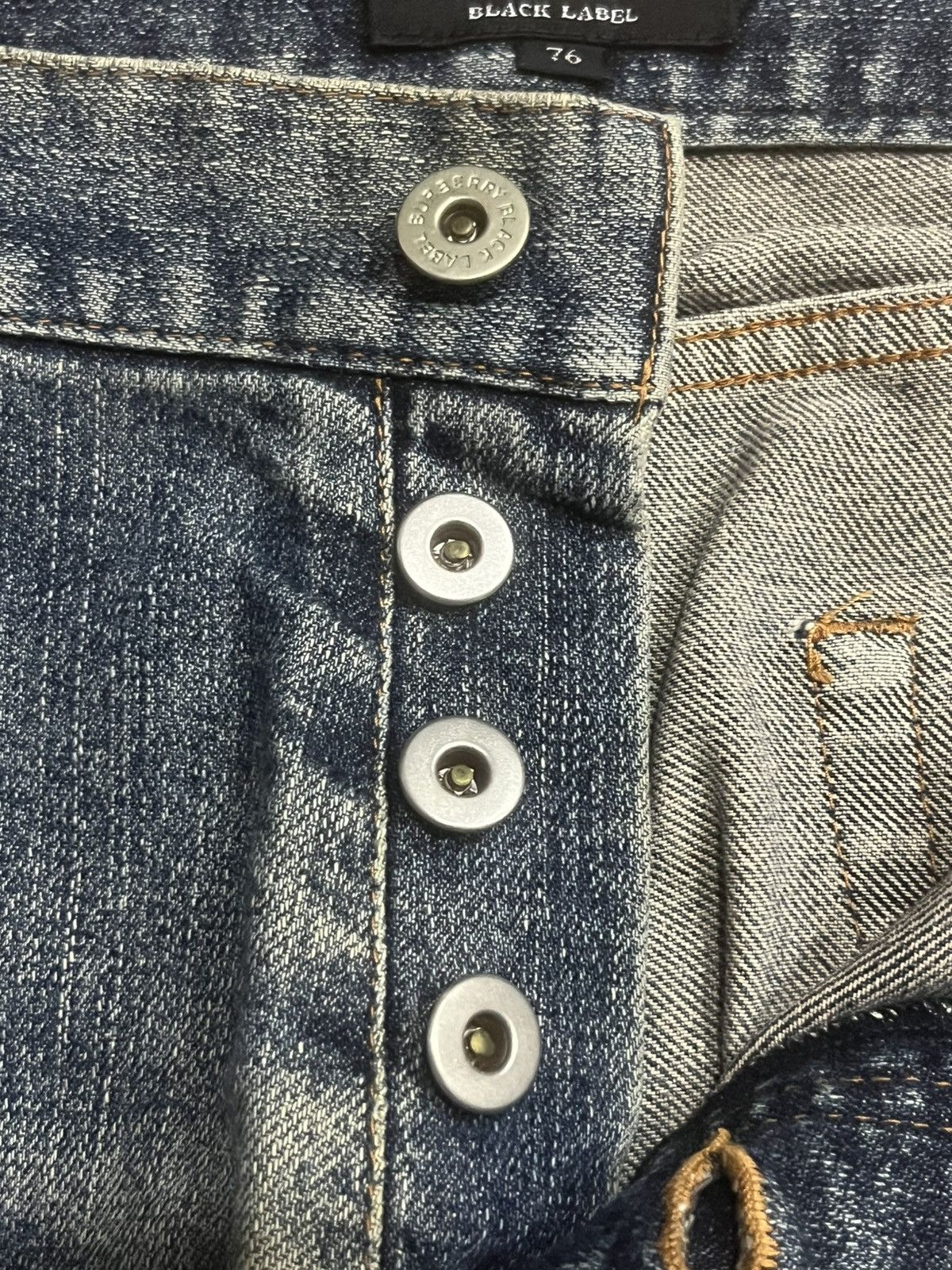 Burberry Vintage Burberry Black Label Blue Faded Washed Straight Jean Size US 30 / EU 46 - 6 Thumbnail