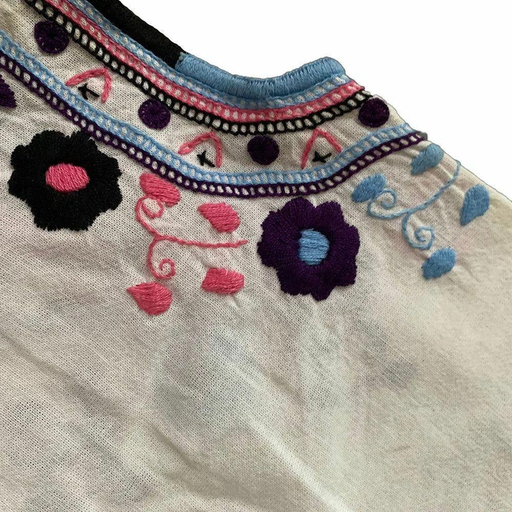 Designer Pre Owned Embroidered White Hand Made Blouse L Size L / US 10 / IT 46 - 3 Thumbnail