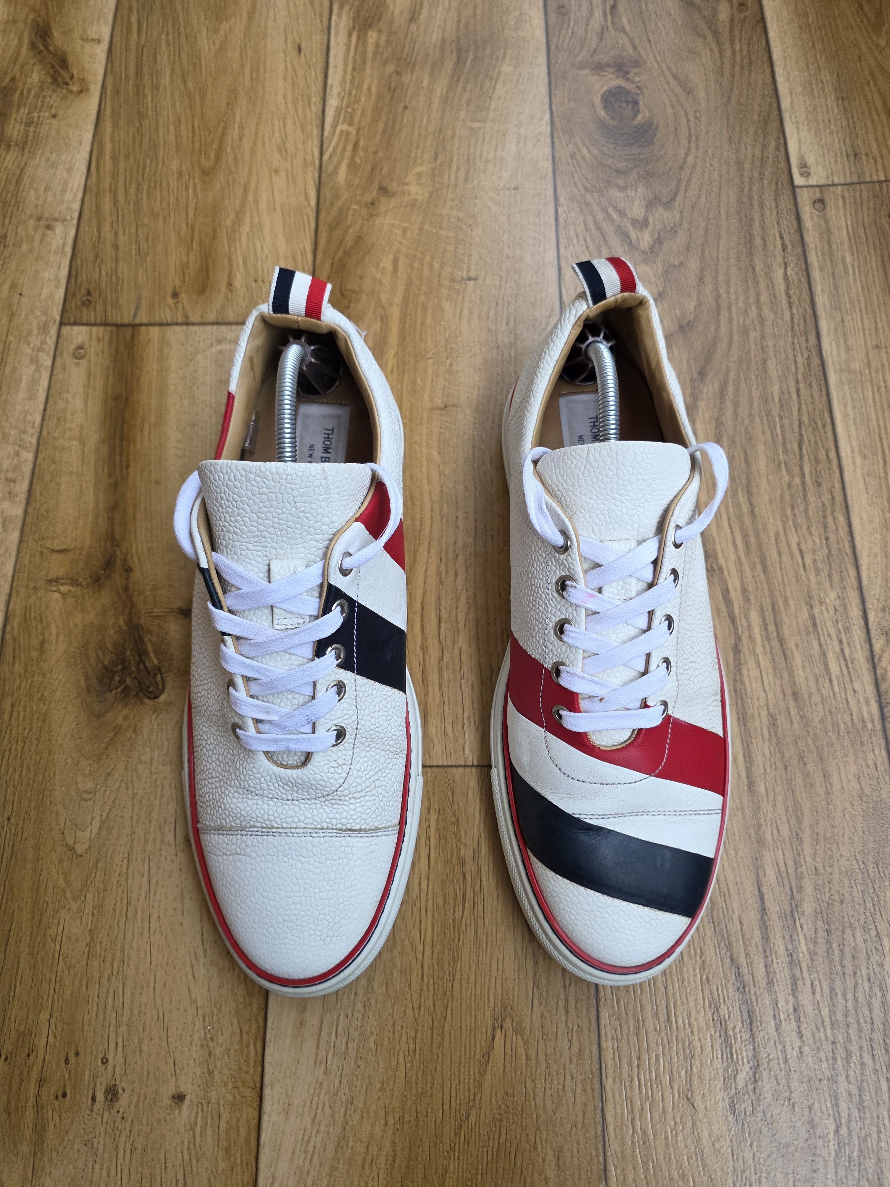Thom Browne Thom Brown Low Top Sneakers Size US 10 / EU 43 - 2 Thumbnail