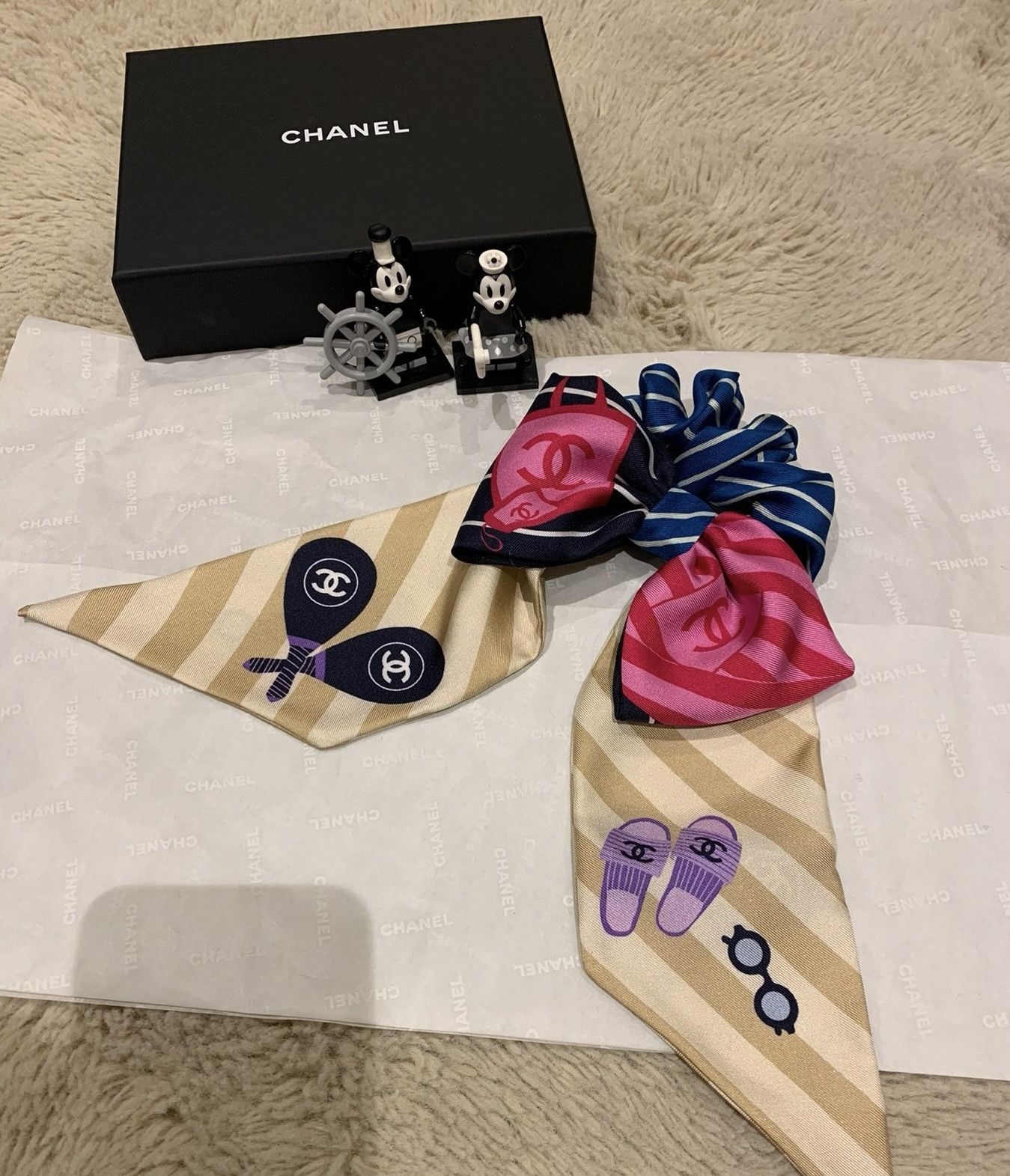 Chanel Chanel 23c Scrunchie Scarf Hair Tie Size ONE SIZE - 2 Thumbnail
