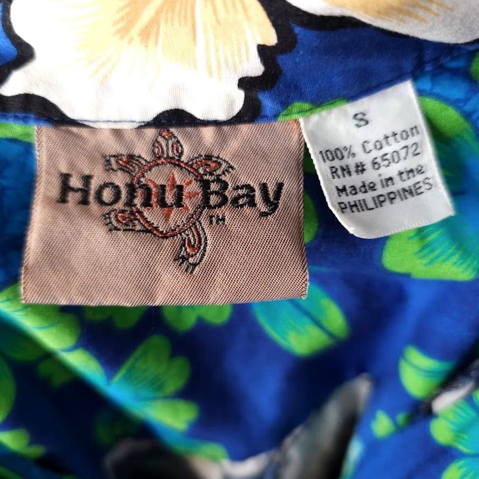 Vintage Honu Bay Hawaiian Shirt Mens Small Blue All Over Print Camp Aloha Tiki Shirt Size US S / EU 44-46 / 1 - 6 Thumbnail
