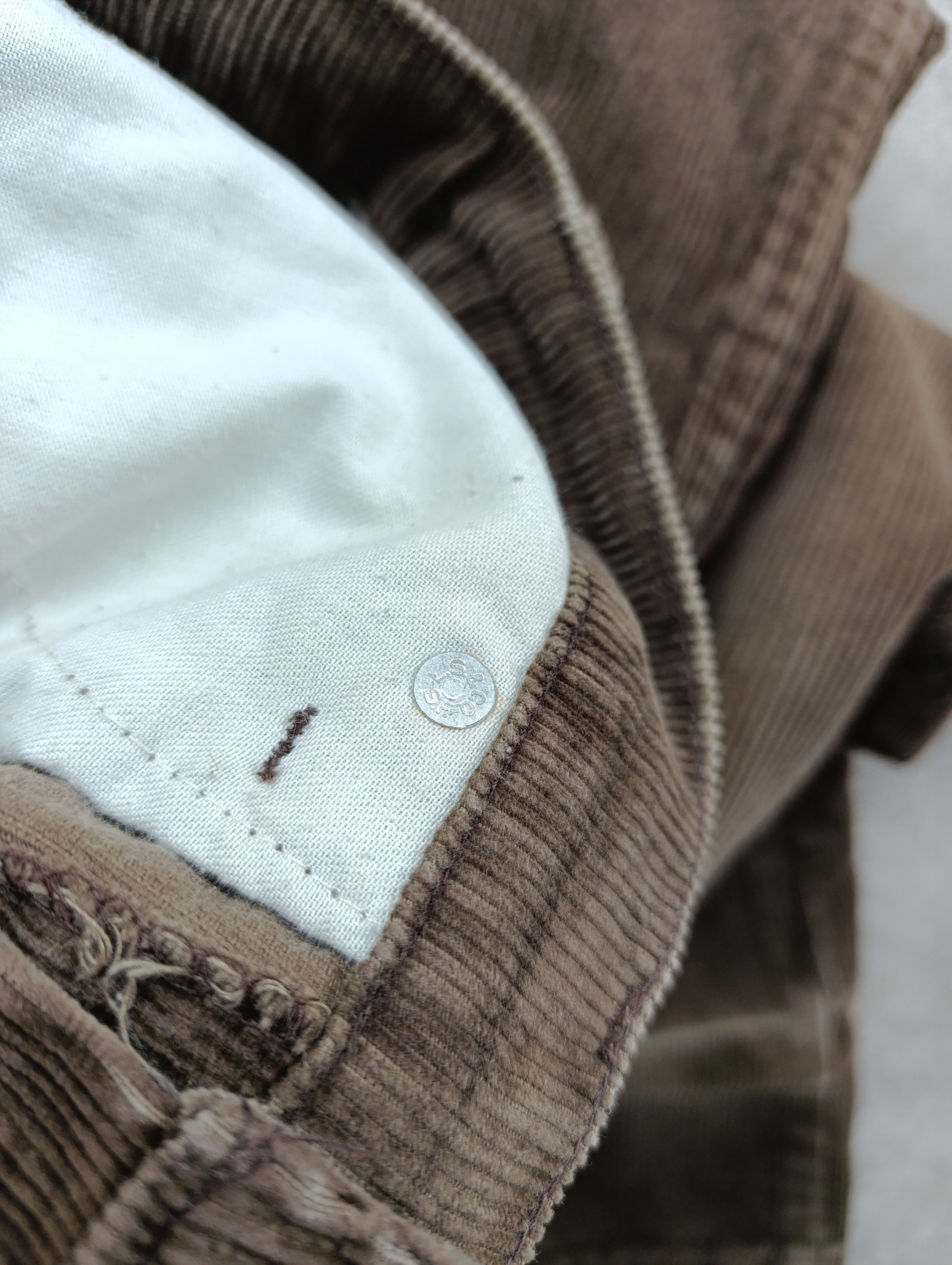 Levi's Vintage Clothing Vintage 70s Levi’s 630 Corduroy Pants Brown Made in France Size US 32 / EU 48 - 12 Thumbnail