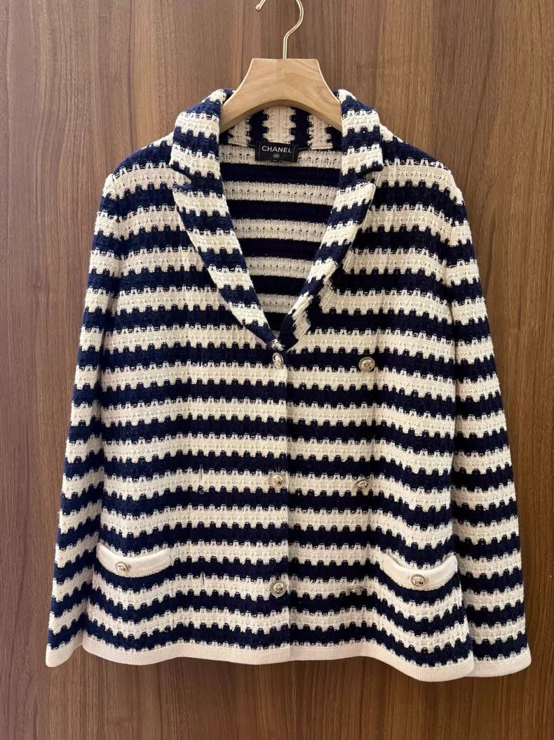 Chanel Chanel Striped knitted jacket Size XS / US 0-2 / IT 36-38 - 1 Thumbnail