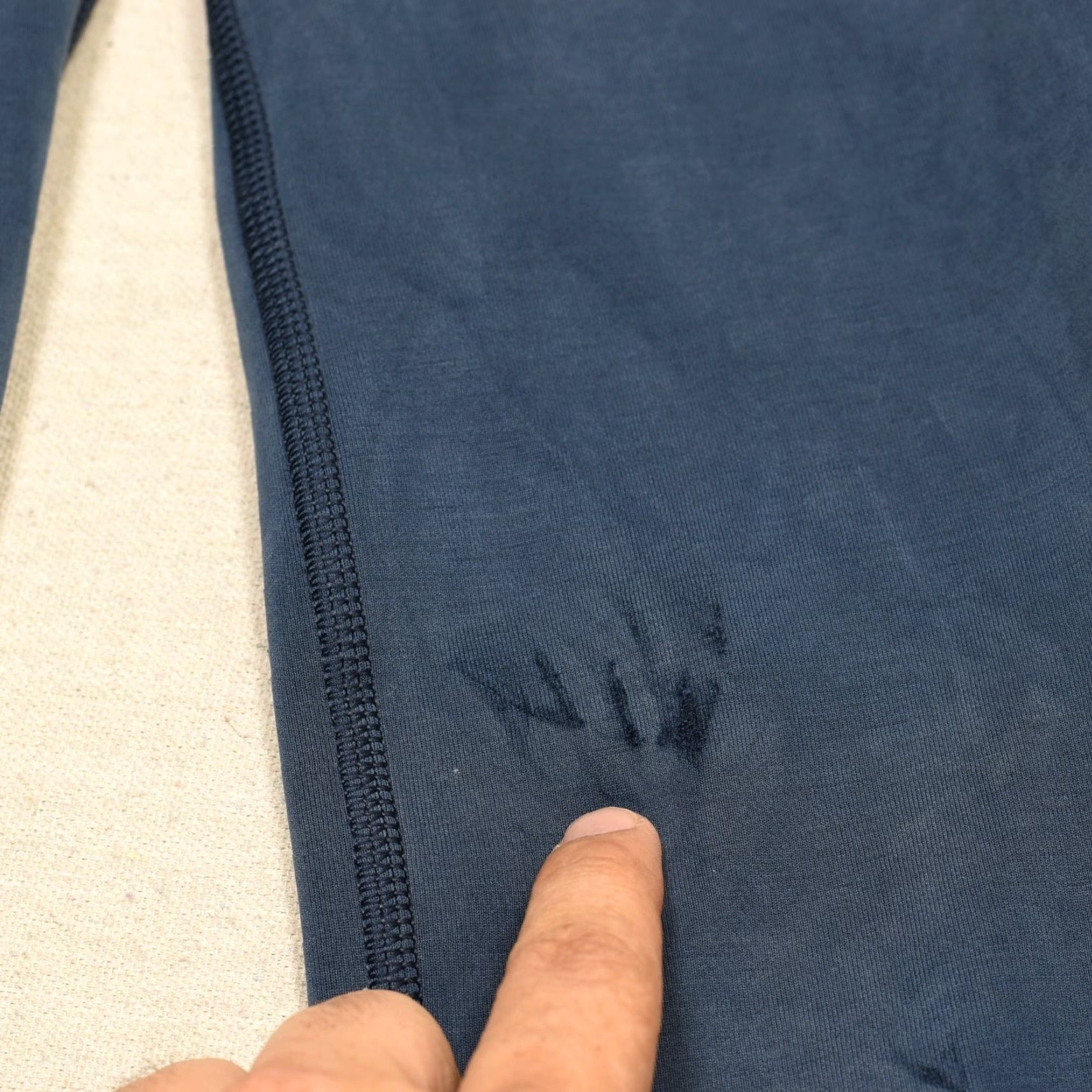 Lululemon Lululemon Women's Sweatpants Straight Pull On Solid Nylon Blue Size 6 Stained Size 28" / US 6 / IT 42 - 8 Thumbnail