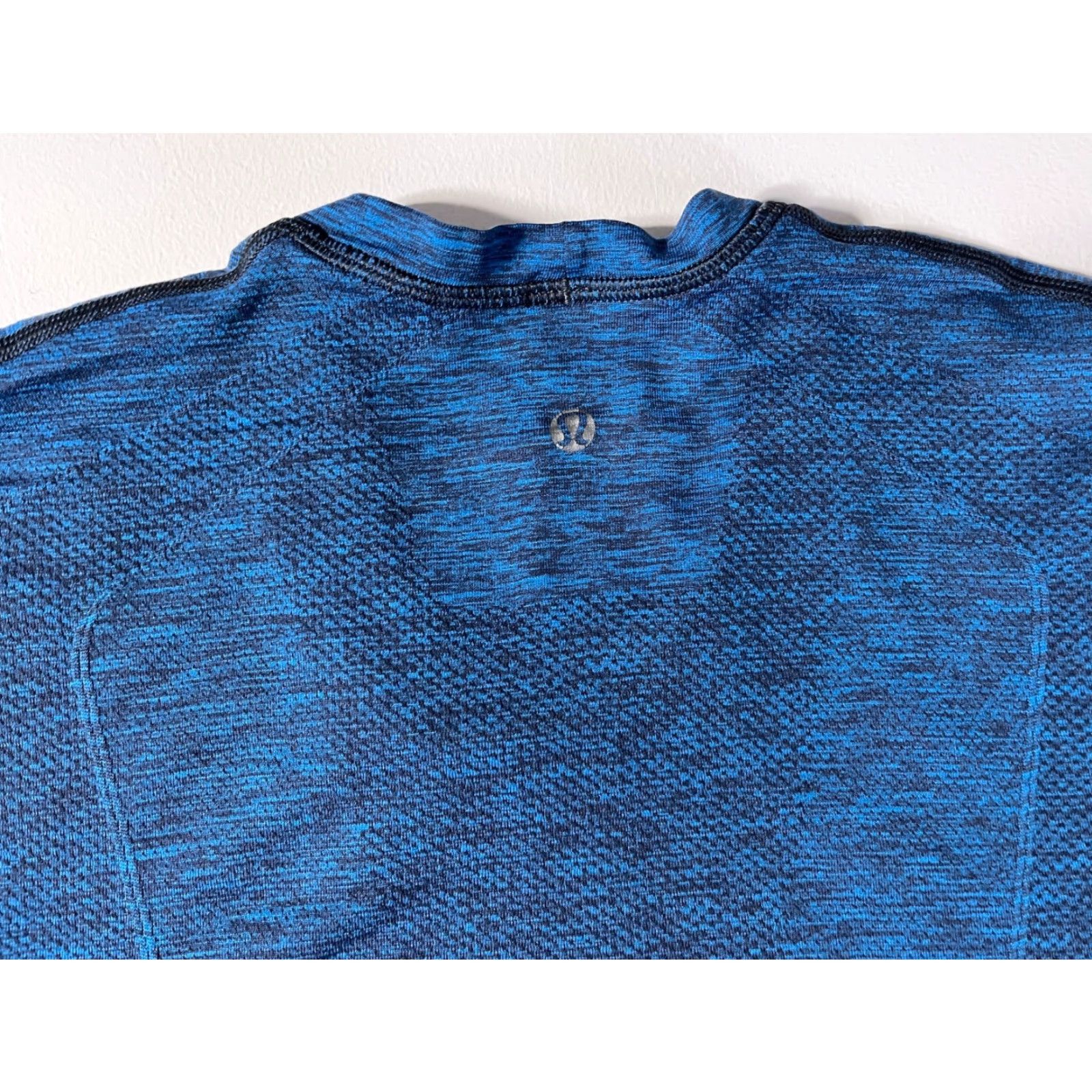 Lululemon VINTAGE Men’s Lululemon Metal Vent Tech T-Shirt Blue M Adult Shirt Mens Size US M / EU 48-50 / 2 - 5 Thumbnail