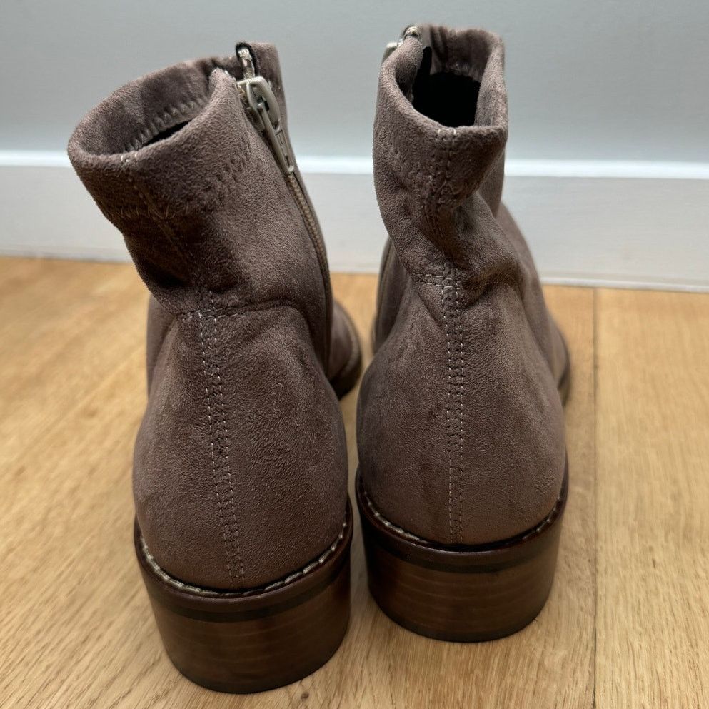 Ron White NEW Ron White Gina Water Resistant Microfiber Ankle Bootie Size US 8 / IT 38 - 5 Thumbnail