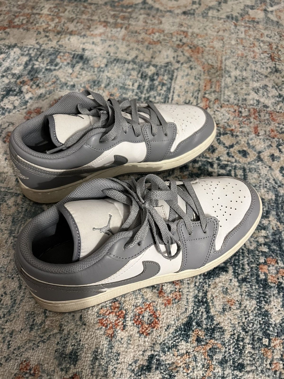 Nike Nike Grey Dunk lows Size US 7 / EU 40 - 1 Thumbnail