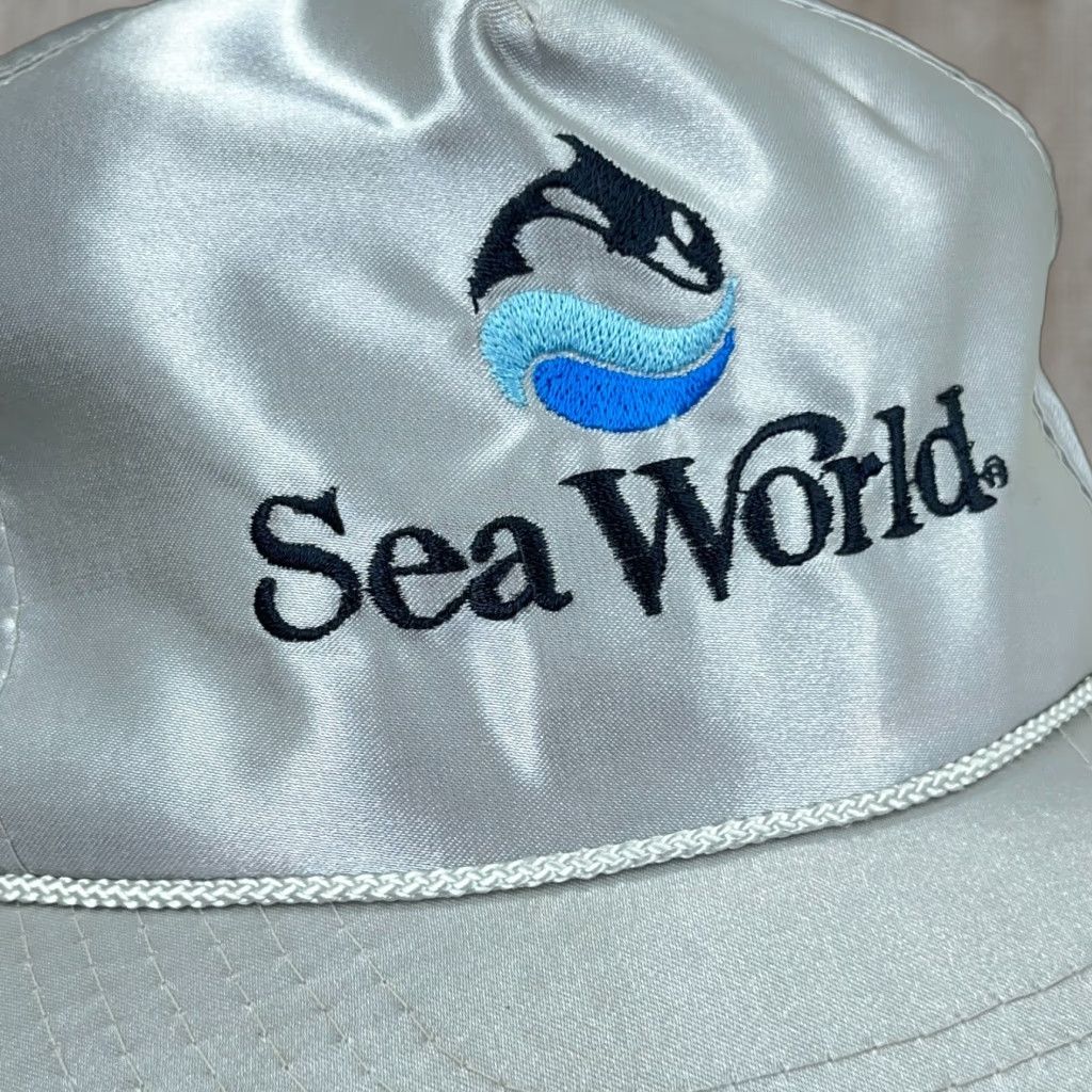 Vintage VINTAGE Sea World Hat Cap Gray Nylon Strap Back 90s Y2K Promo Rope Trucker Adult Adjustable Snapback Men Mens Hat Size ONE SIZE - 1 Thumbnail