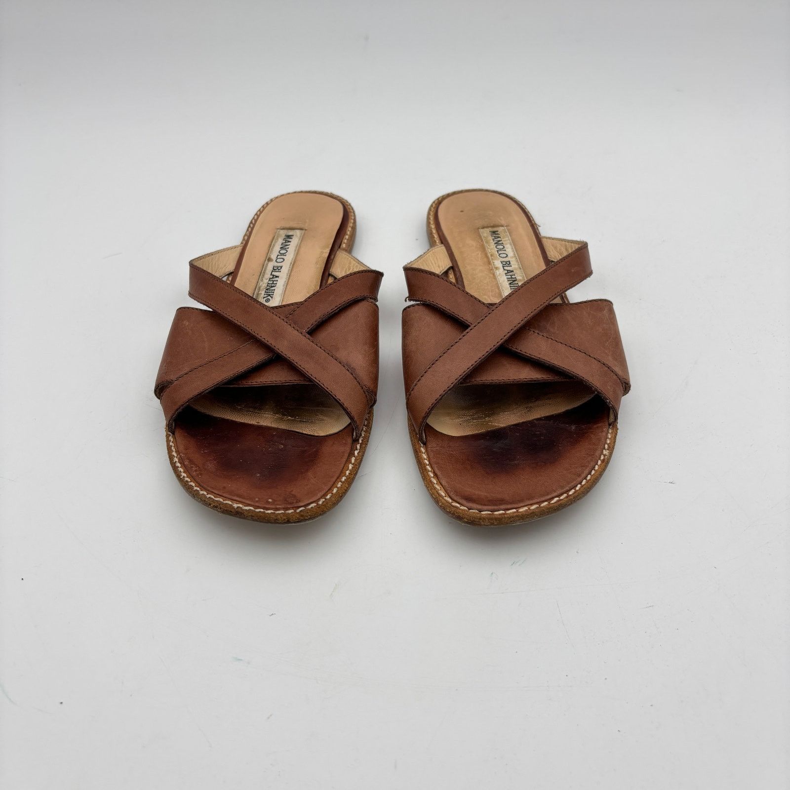 Manolo Blahnik Manolo Blahnik Brown Leather Flat Sandals Slides Size 35.5 Size US 5.5 / IT 35.5 - 3 Thumbnail