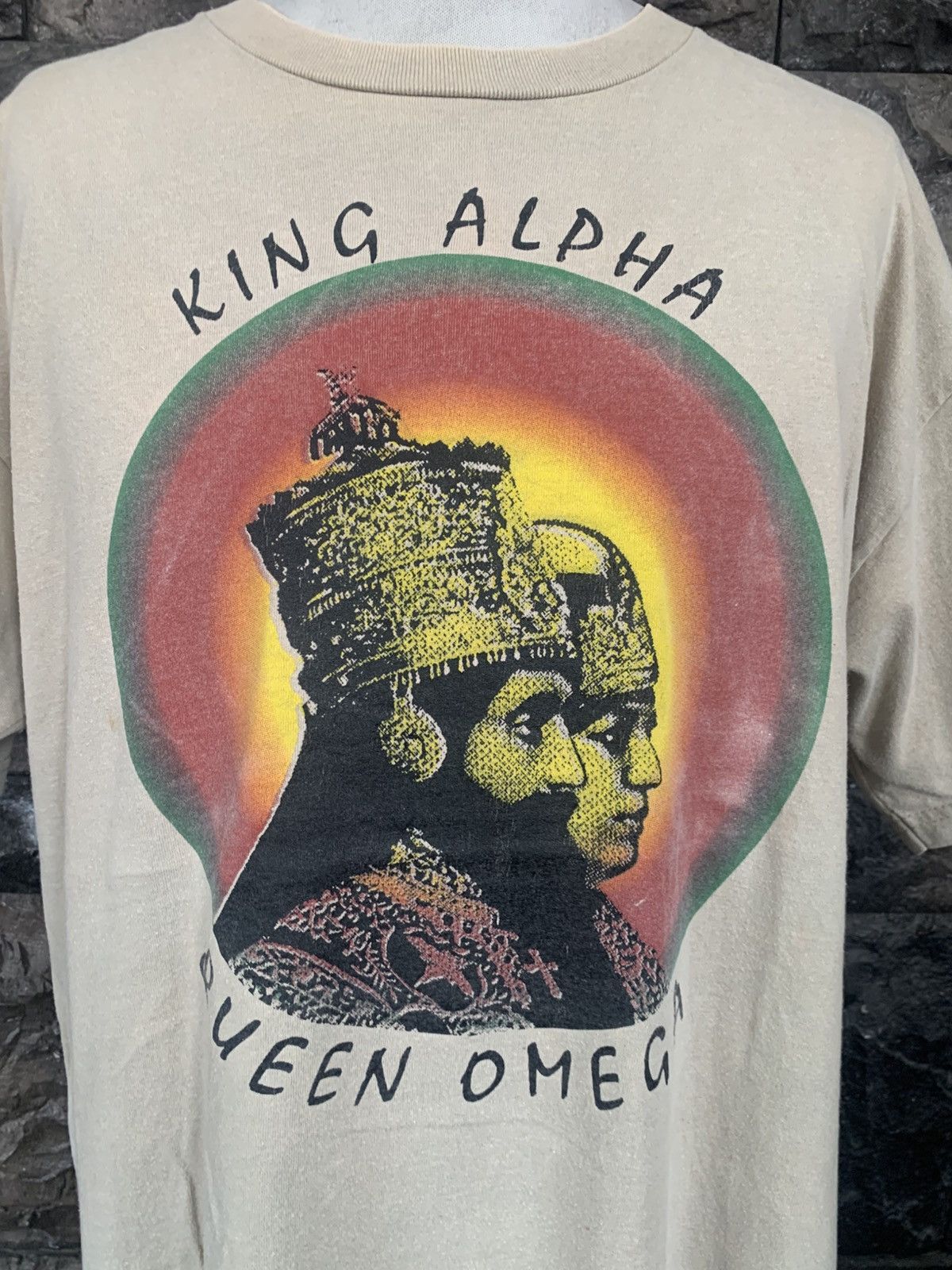 Band Tees Vintage King Alpha Queen Omega T shirt Size US XL / EU 56 / 4 - 2 Thumbnail