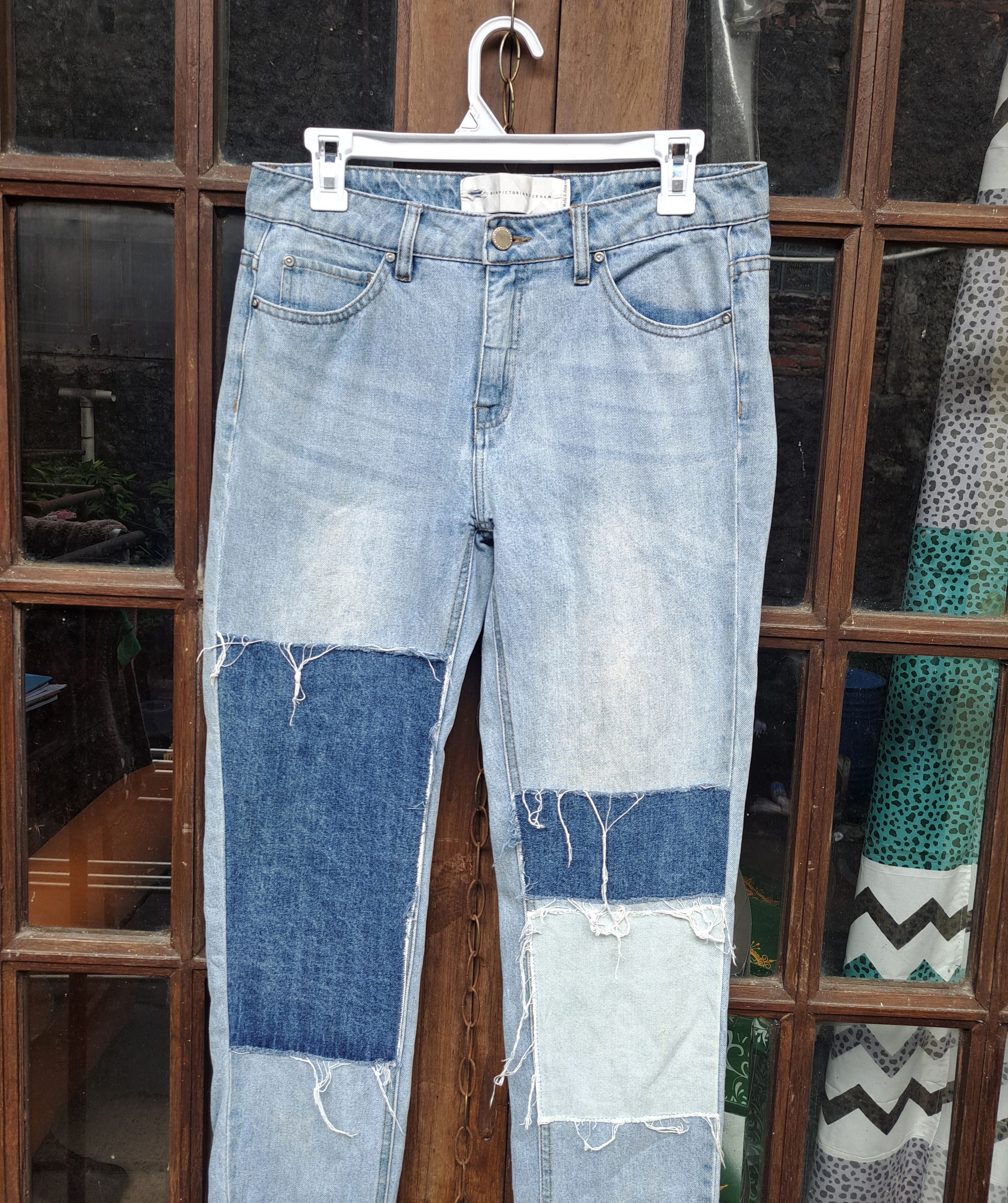 Victoria Beckham Victoria Beckham mid Rise Jeans Patcwork Womens Size 27 Size 27" / US 4 / IT 40 - 2 Thumbnail