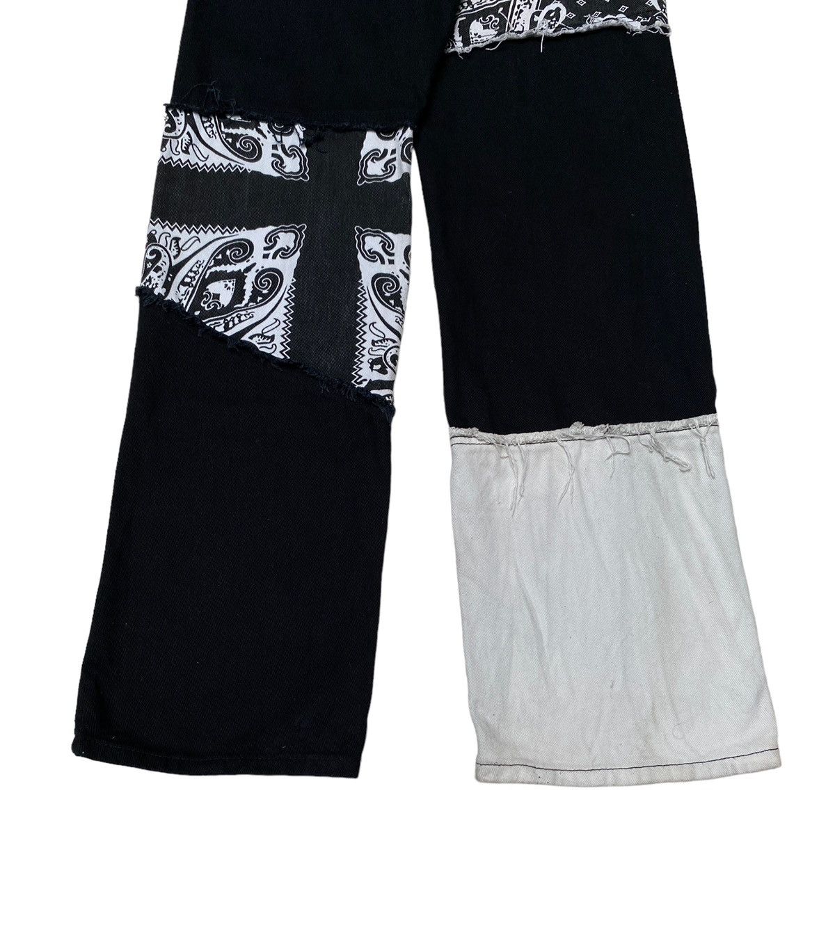 Designer × Shein × Vintage Vintage Brand Shein Patchwork Jeans 2000s Size US 26 / EU 42 - 7 Thumbnail
