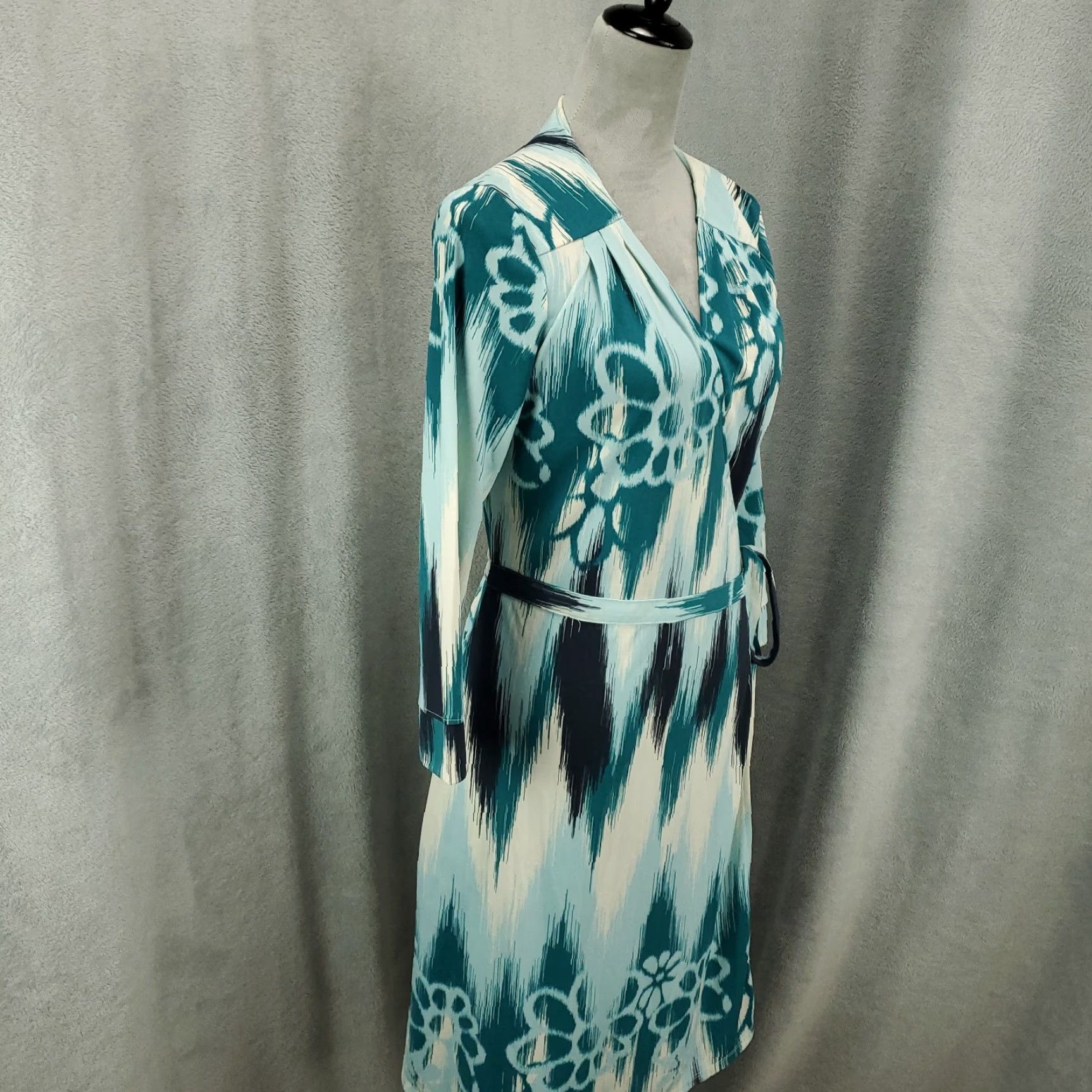 Old Navy VINTAGE Womens Wrap Dress Size L Floral Bohemian Modern Size L / US 10 / IT 46 - 5 Thumbnail