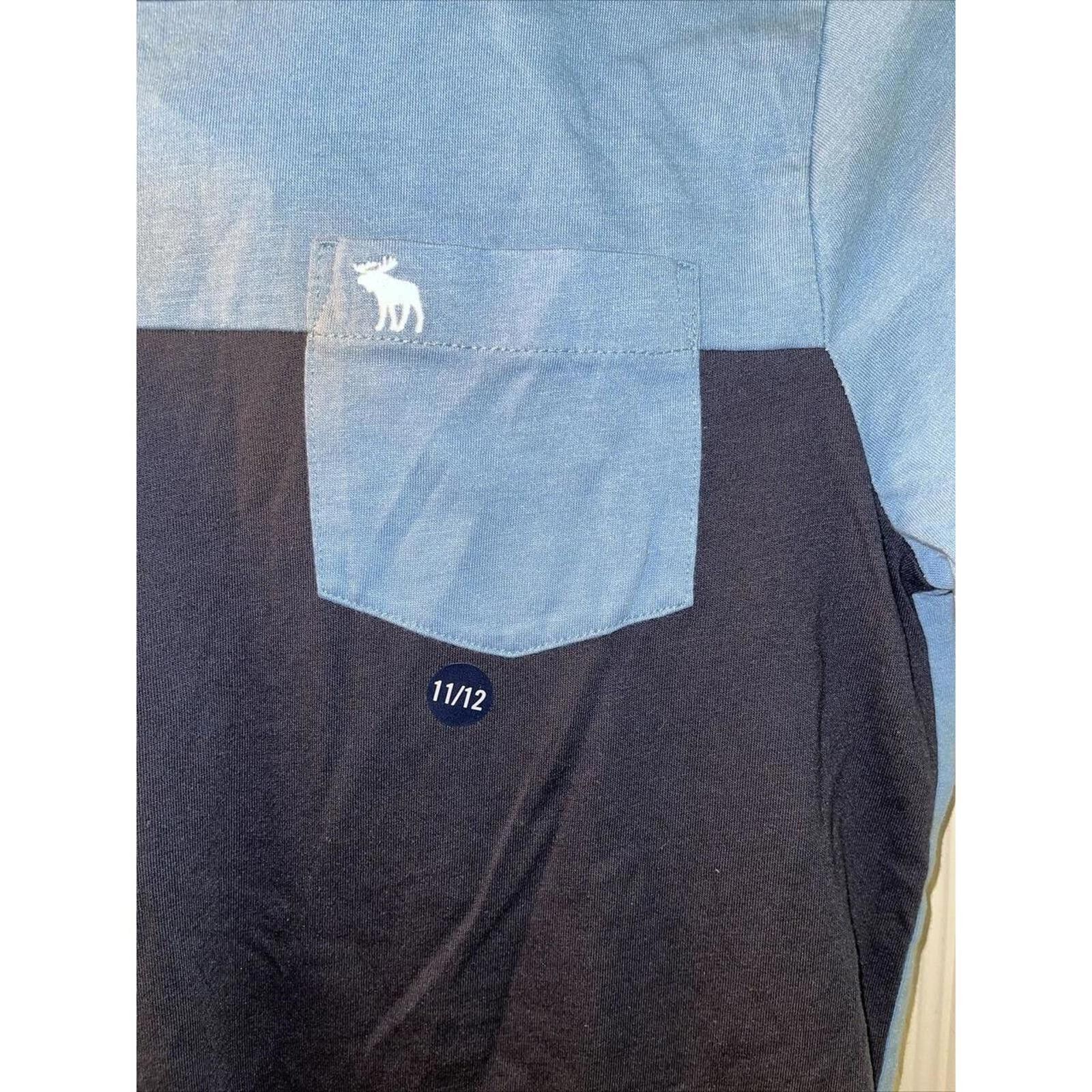 Designer Abercrombie Kids Colorblock T-Shirt, Size 11/12 Size US XXS / EU 40 - 2 Thumbnail