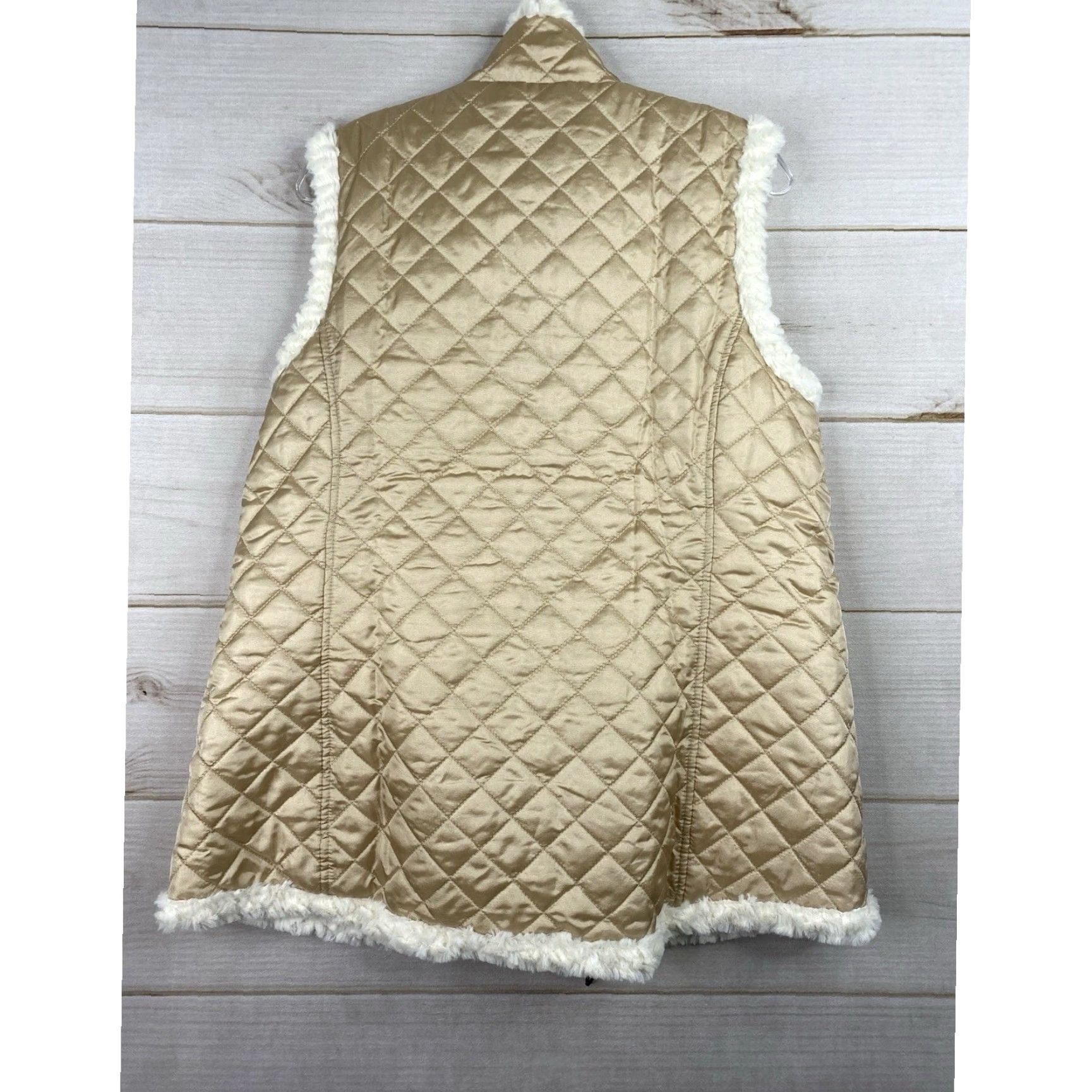 Vintage D & CO. Denim Company Vest Womens S Gold Cream Sherpa Fleece Reversible Pockets Size S / US 4 / IT 40 - 6 Thumbnail