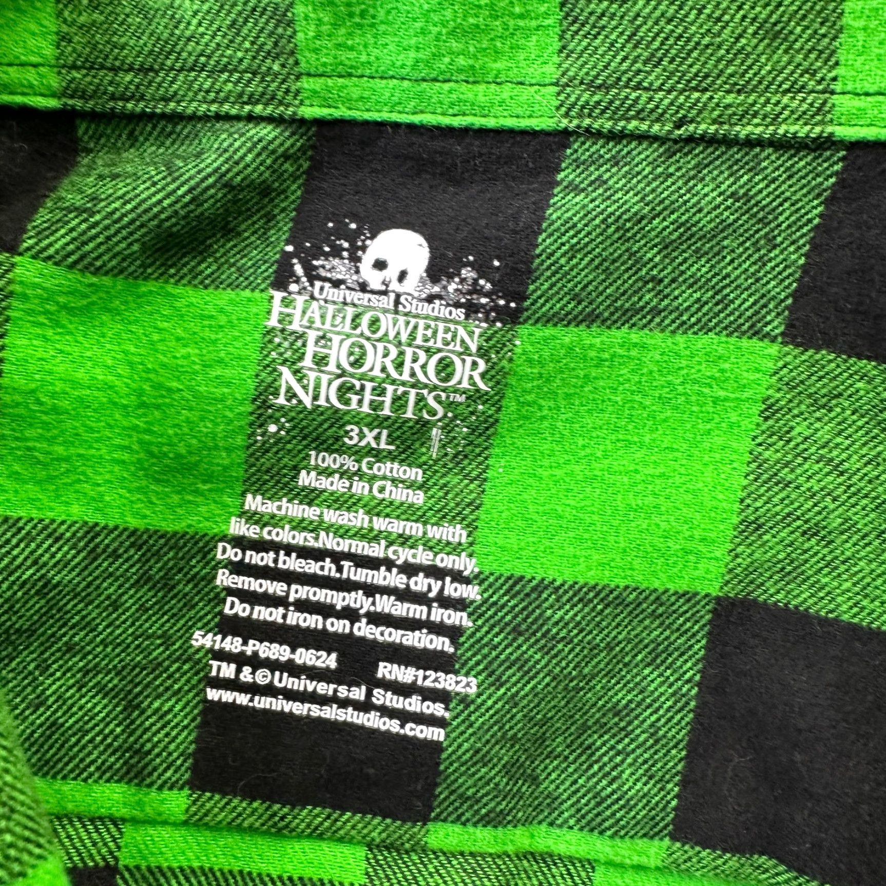Atomic Universal Studios Halloween Horror Nights Shirt Mens 3XL XXXL 2024 Atomic Punk Size US XXL / EU 58 / 5 - 6 Thumbnail