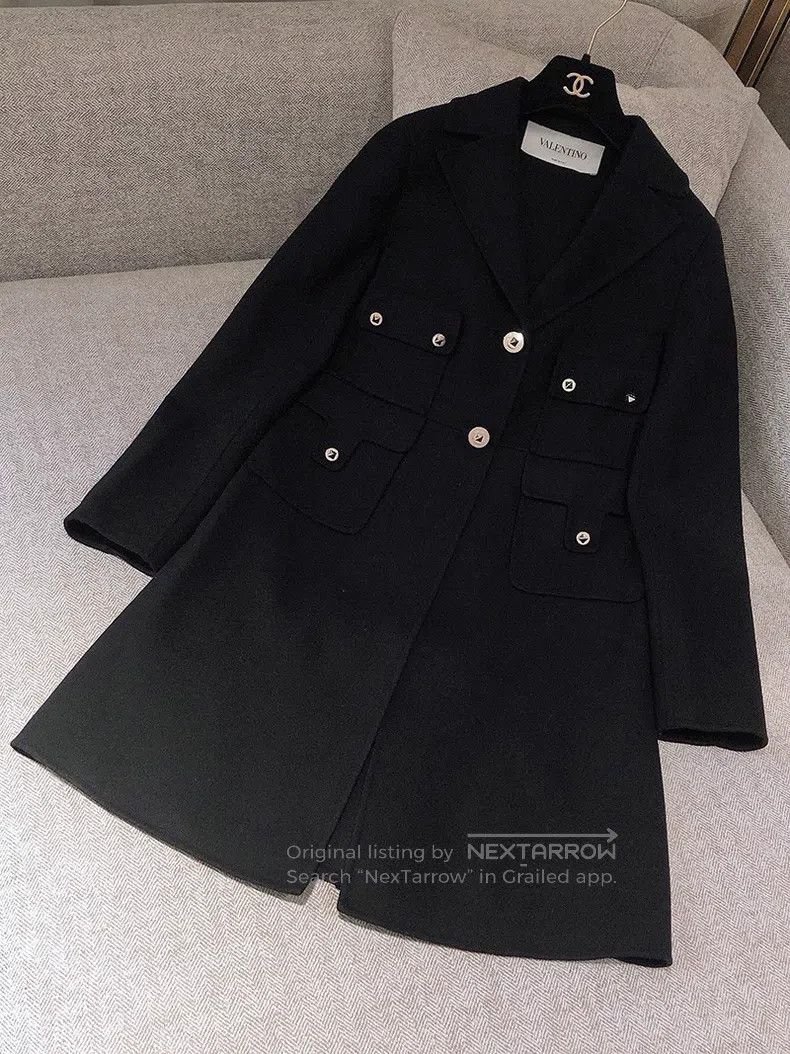 Valentino Valentino A black high-waisted wool coat with willow stud Size S / US 4 / IT 40 - 1 Thumbnail