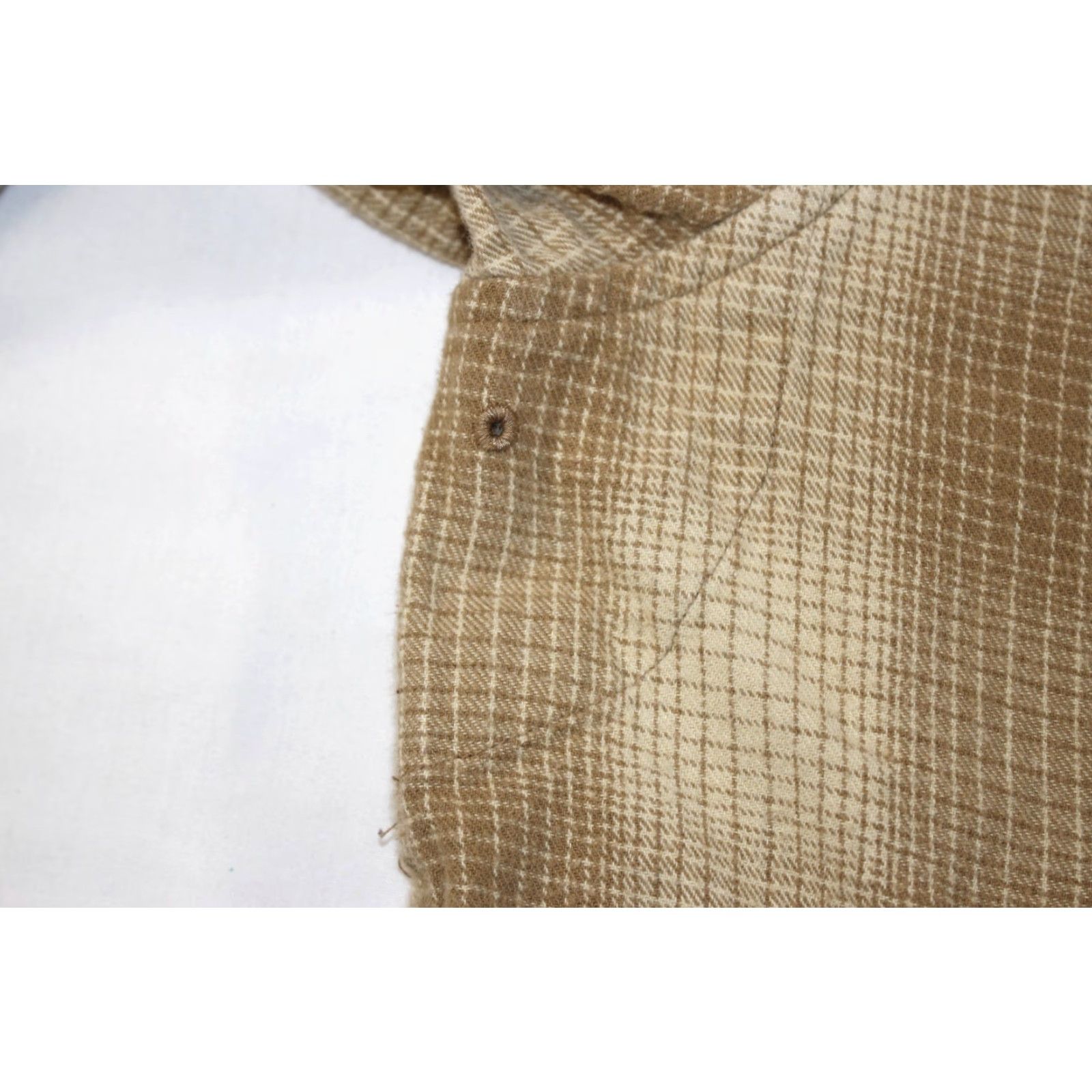 Burton Burton Shirt Men's Medium Flannel Button Down 100% Cotton Plaid Beige Size US M / EU 48-50 / 2 - 7 Thumbnail