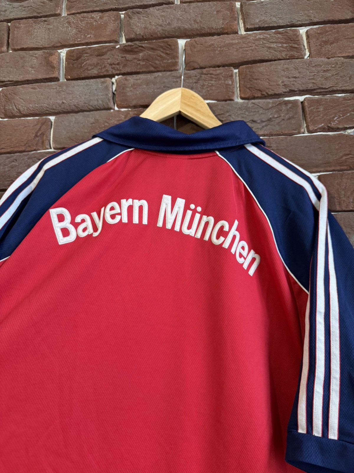Adidas Rare Vintage 90s Adidas Bayern Munich Jersey Football XL red Size US XL / EU 56 / 4 - 9 Thumbnail