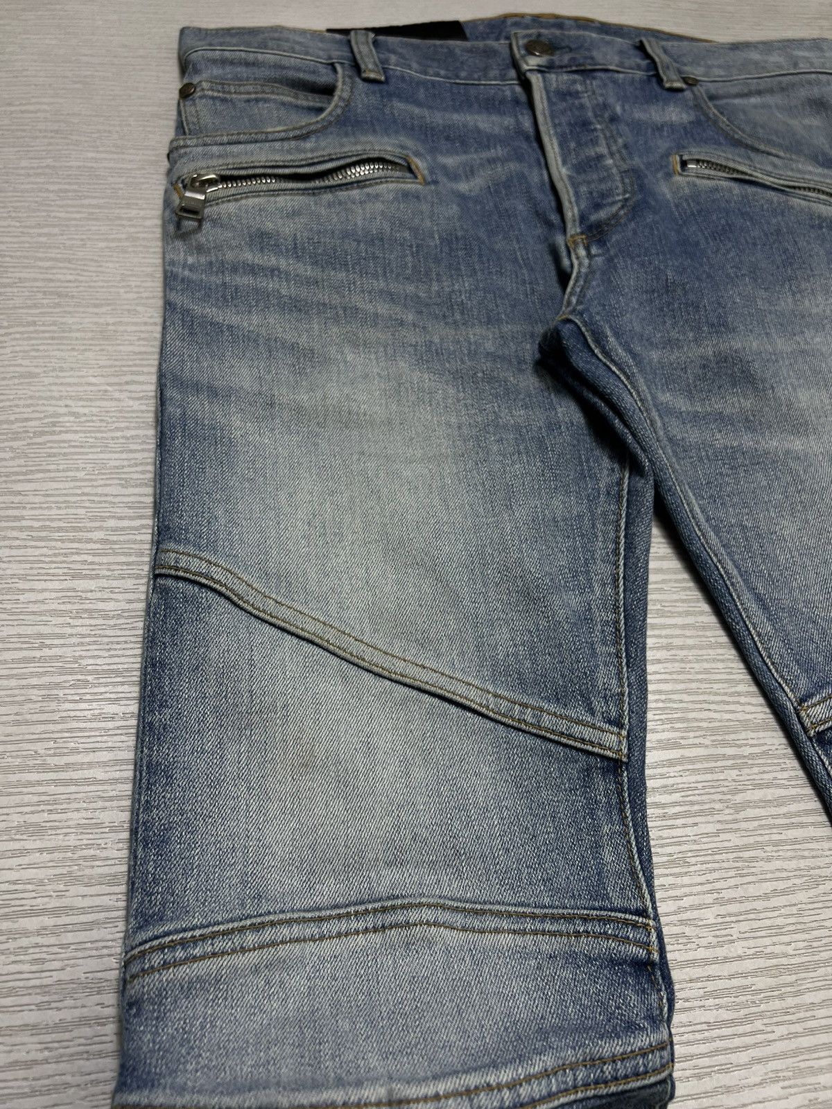 Balmain Balmain - S/S ‘21 - Embossed Logo Skinny Jeans Size US 30 / EU 46 - 5 Thumbnail