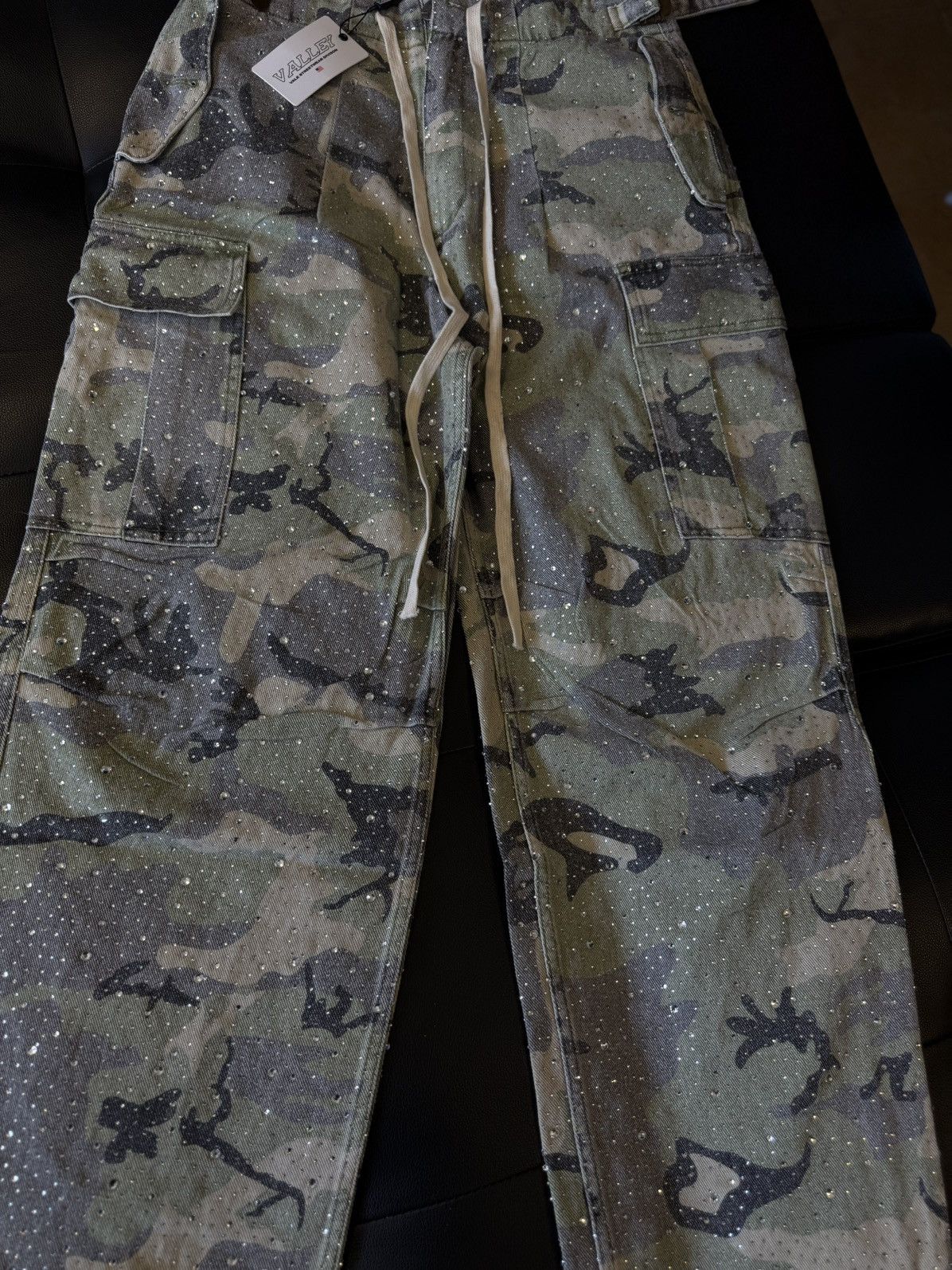 Vale Valley Jogger Green Pants Stone Crystal Size 30 (NEW) Size US 30 / EU 46 - 2 Thumbnail