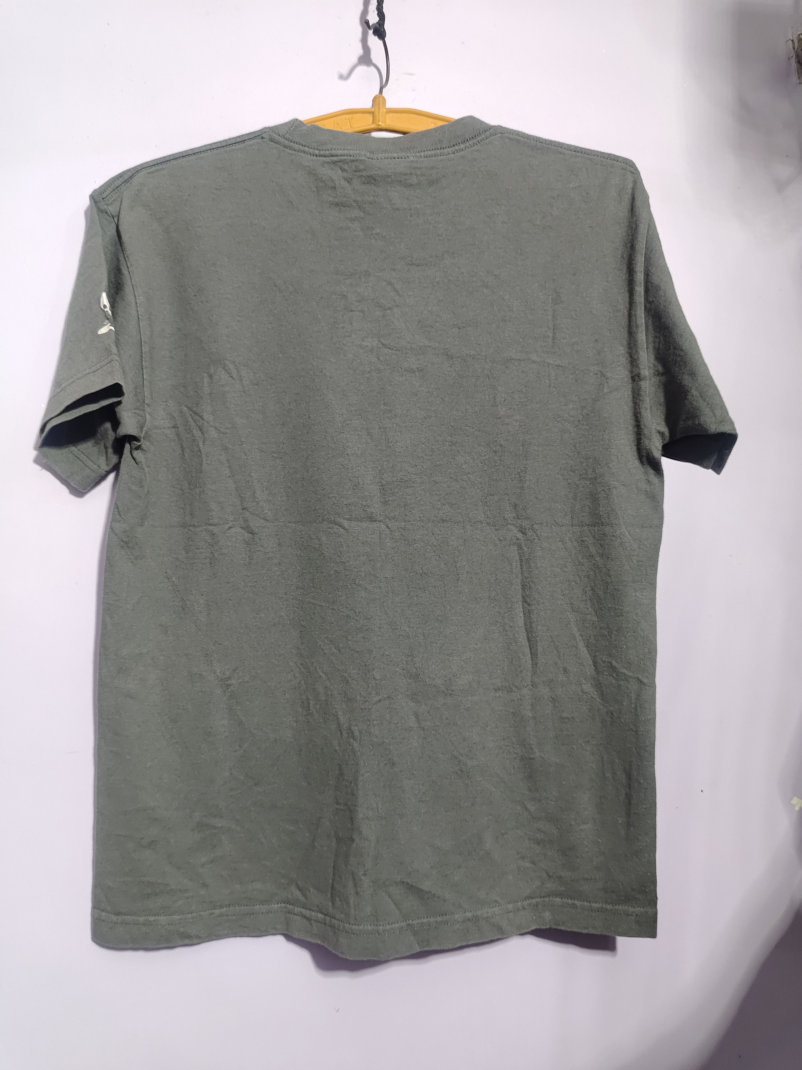 Blind Skateboards Vintage Blind Skateboards Graphic T Shirt Size M | Y2K Size US M / EU 48-50 / 2 - 2 Thumbnail