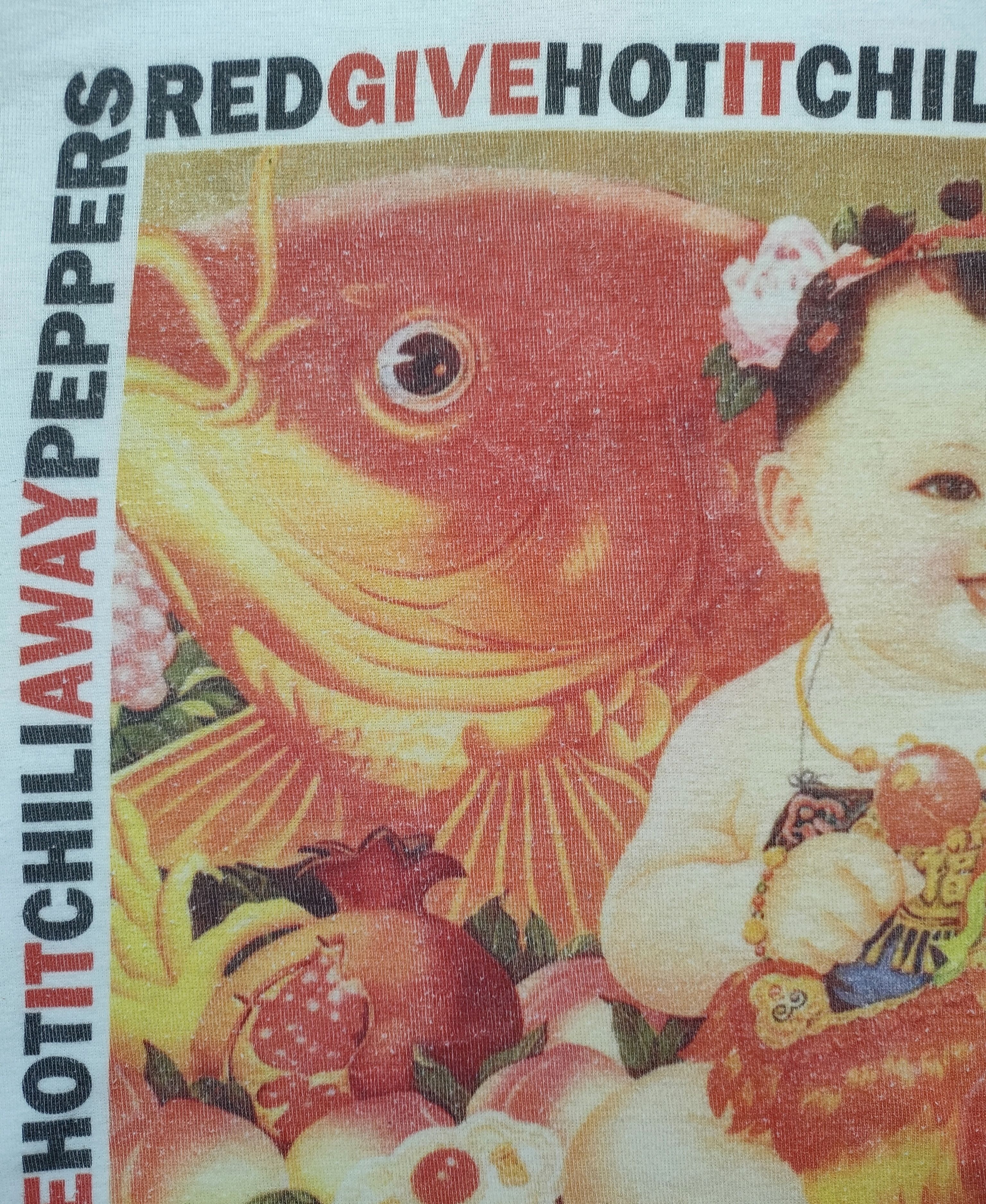 Band Tees 90s RED HOT CHILI PEPPERS 'GIVE IT AWAY' Vintage Band Tee Size US L / EU 52-54 / 3 - 3 Thumbnail