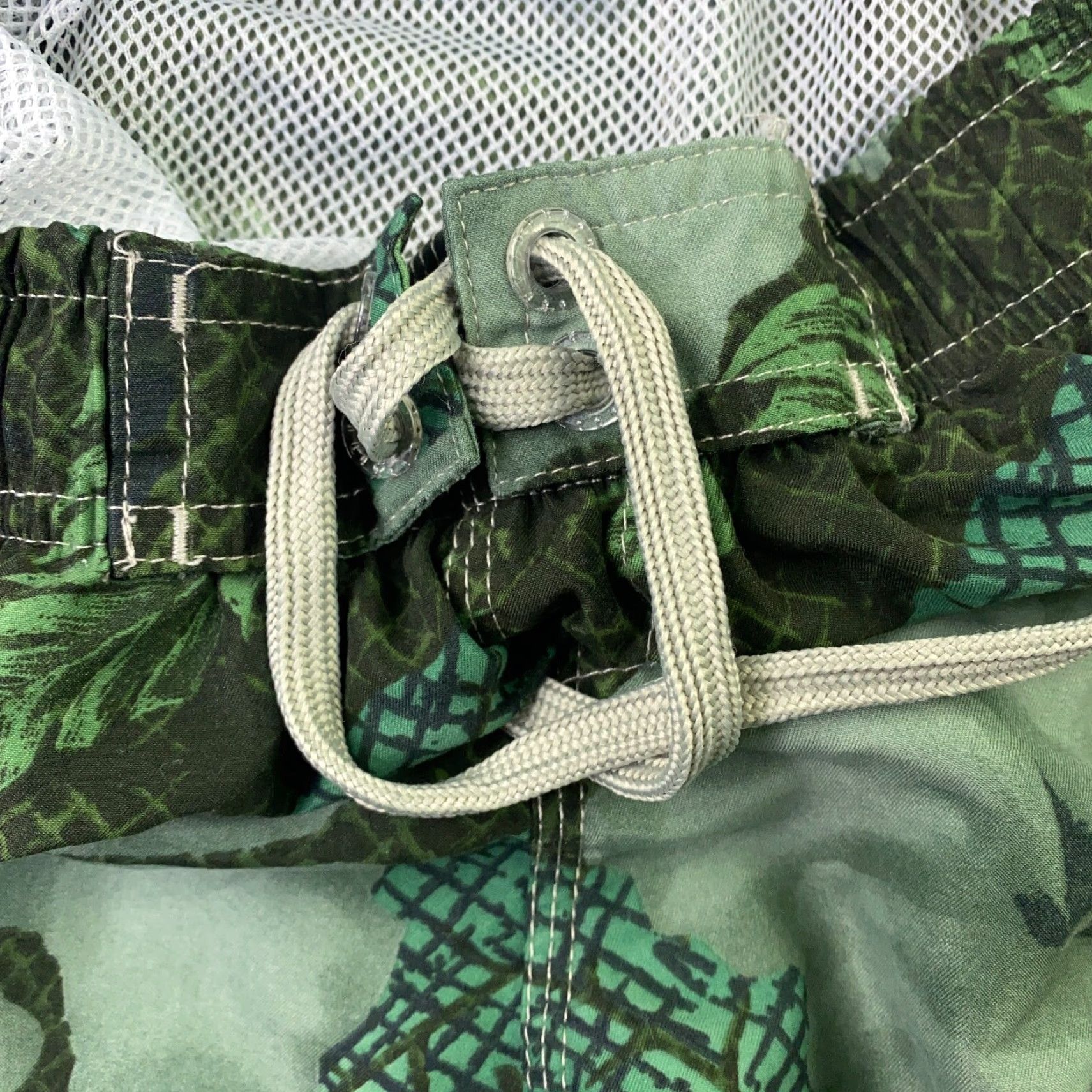 Vintage Bluewater Beach Trunks Large Green Floral Surf Lined Drawstring Mens Size ONE SIZE - 5 Thumbnail