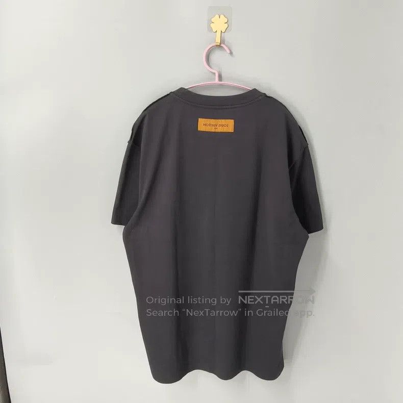 Louis Vuitton Louis Vuitton Chest letter logo short sleeve Size US XL / EU 56 / 4 - 2 Thumbnail