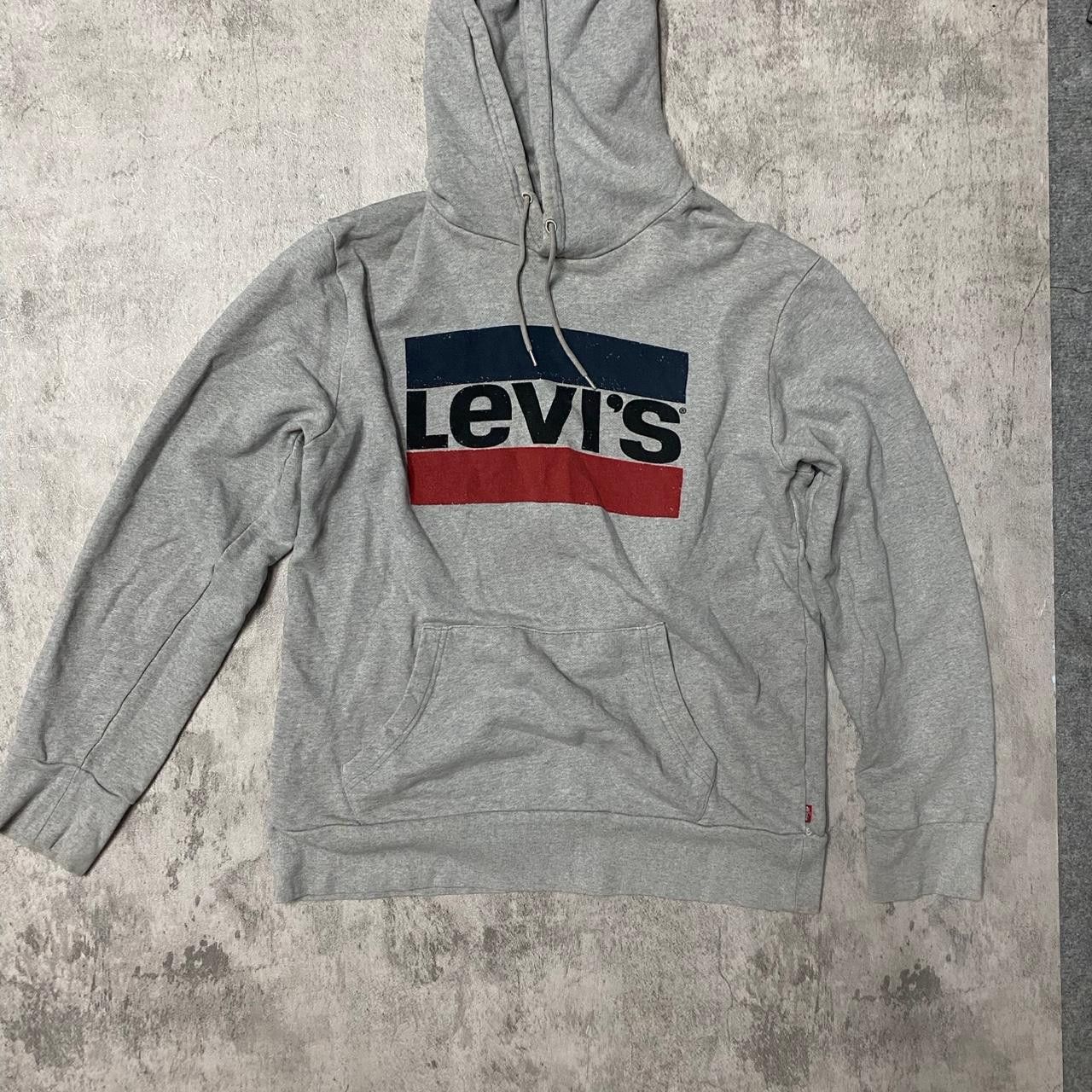 Levi's Grey Levi's hoodie with red accents Size US M / EU 48-50 / 2 - 1 Thumbnail