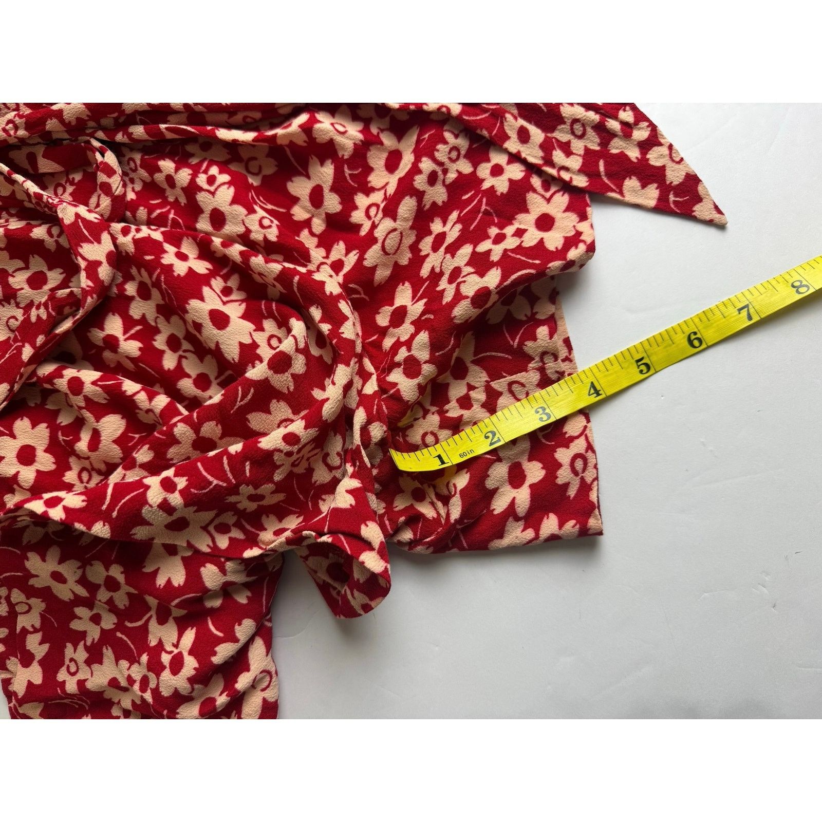 Madewell Madewell Wrap-Front Romper in Mini Daisy - Size 10 Size 32" / US 10 / IT 46 - 6 Thumbnail
