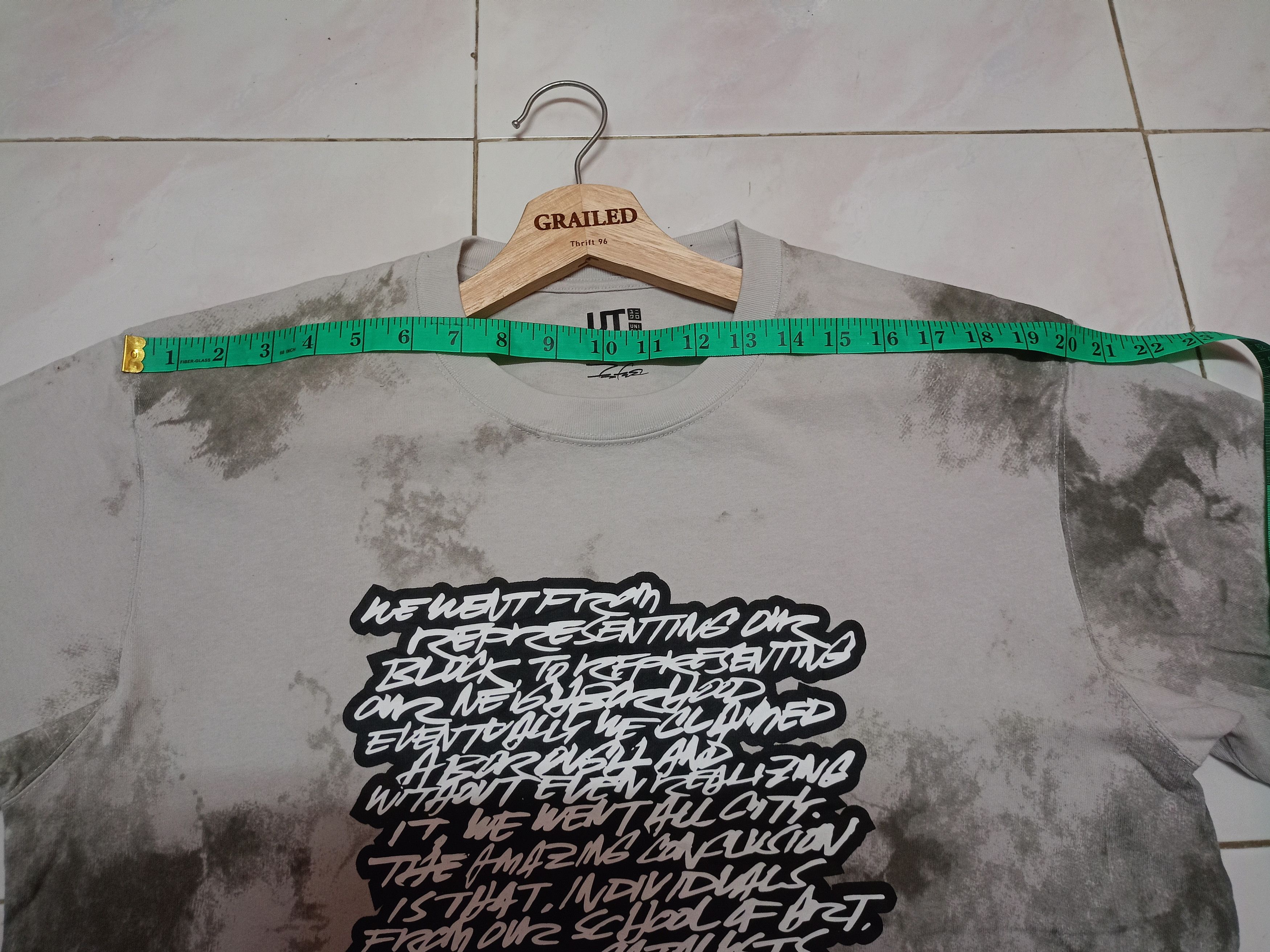 Futura × Uniqlo Uniqlo X Fatura x Japanese brand Size US L / EU 52-54 / 3 - 4 Thumbnail