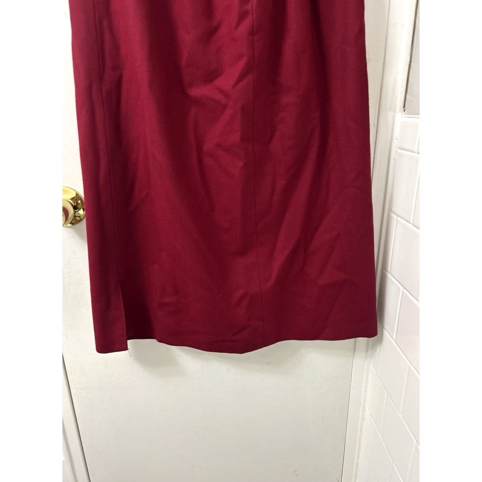 Pendleton VINTAGE Pendleton Skirt Womens Size 14 Tall Red Made In USA 100% Wool Pleated Skirt Size 36" / US 14 / IT 50 - 7 Thumbnail