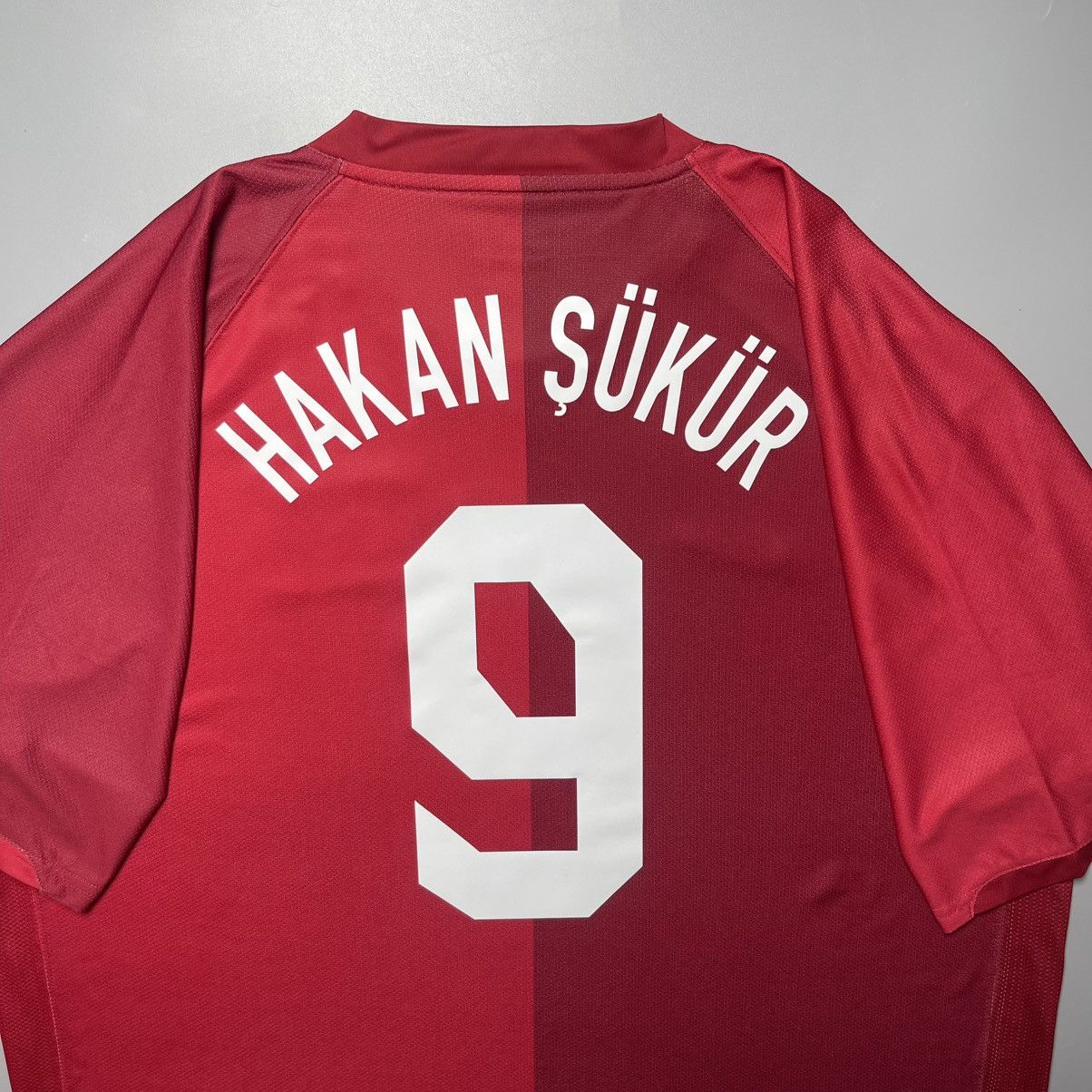 Vintage TURKEY NIKE 2006/2007 FOOTBALL HOME JERSEY #9 HAKAN SUKUR Size US XXL / EU 58 / 5 - 8 Thumbnail