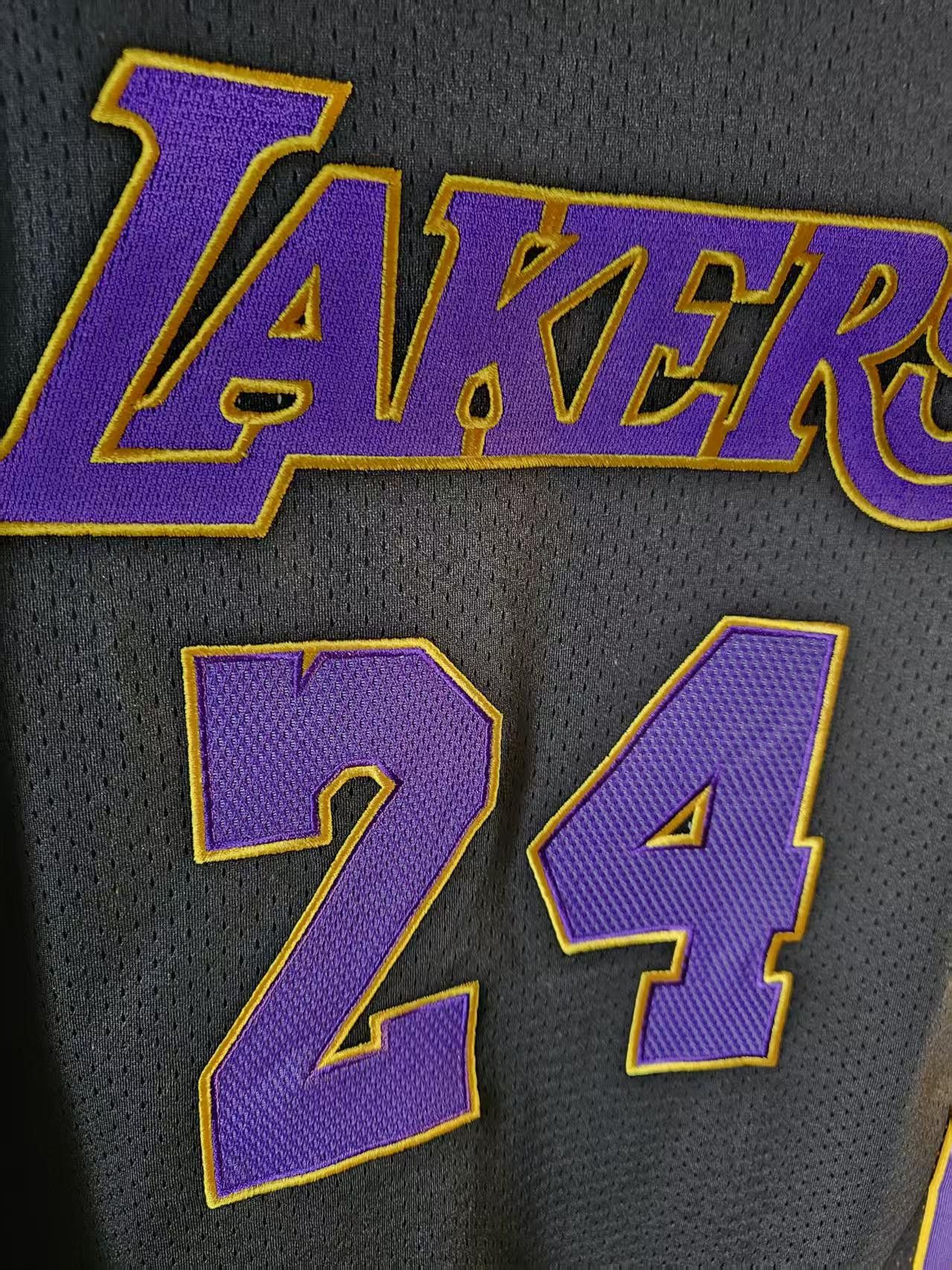 NBA Laker #24 Kobe Bryant Jersey Double Stitched Black L Size US L / EU 52-54 / 3 - 3 Thumbnail