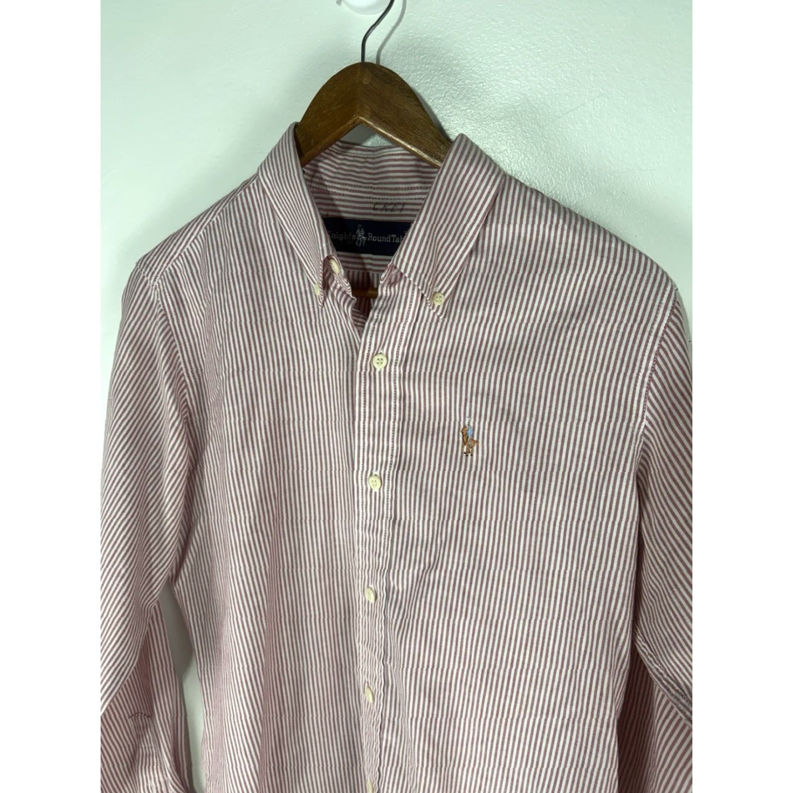 Vintage Vintage Knights Of Round Table Red/Wht Striped Button Up Men’s Size 15.5 Size US M / EU 48-50 / 2 - 2 Thumbnail