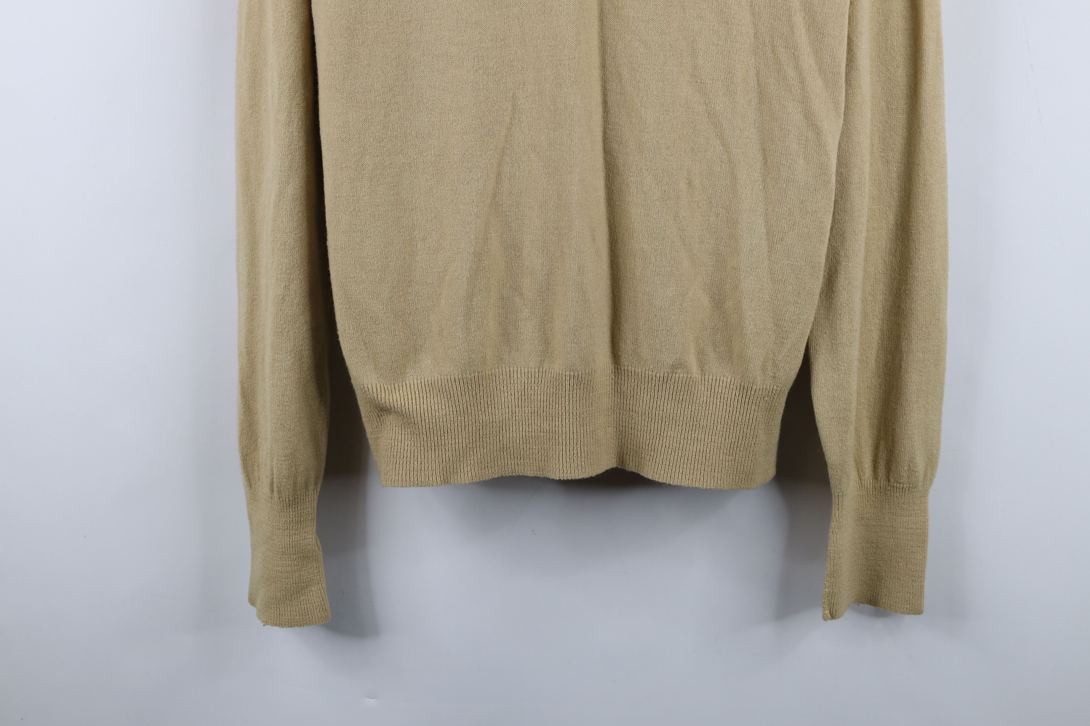 Vintage Vintage 70s Streetwear Knit V-Neck Sweater Beige Khaki USA Size US M / EU 48-50 / 2 - 3 Thumbnail